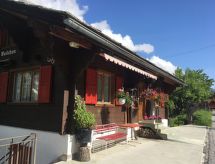 Chalet Veilchen: knus tweepersoonsverblijf met bergzicht in St. Niklaus - thumbnail 1