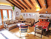 Zonnig 3.5-kamerappartement aan de piste in Grächen - thumbnail 2