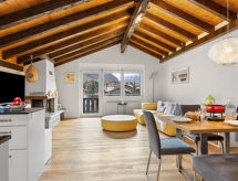 Zonnig appartement in Grächen, 500m van de piste en het centrum - thumbnail 2