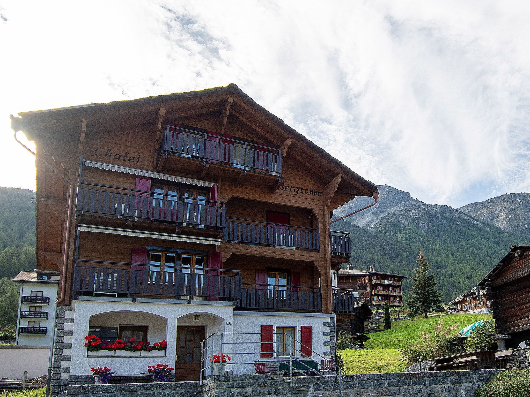 Appartement Bergsonne, (Grächen), – Extérieur de la maison, photo 10 sur 13