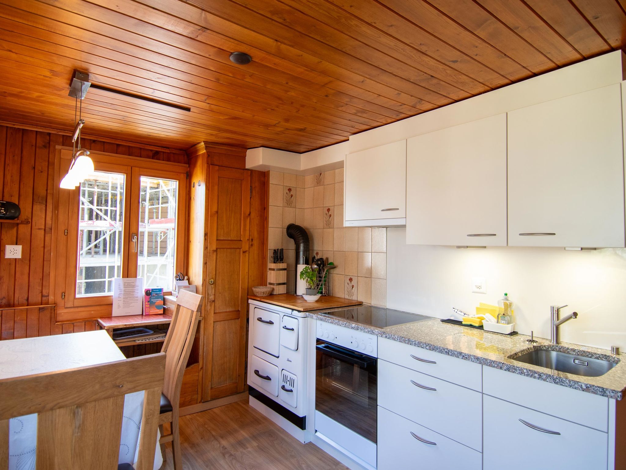 Bergsonne, (Grächen), — Kitchen / Dining Room (3 of 14)