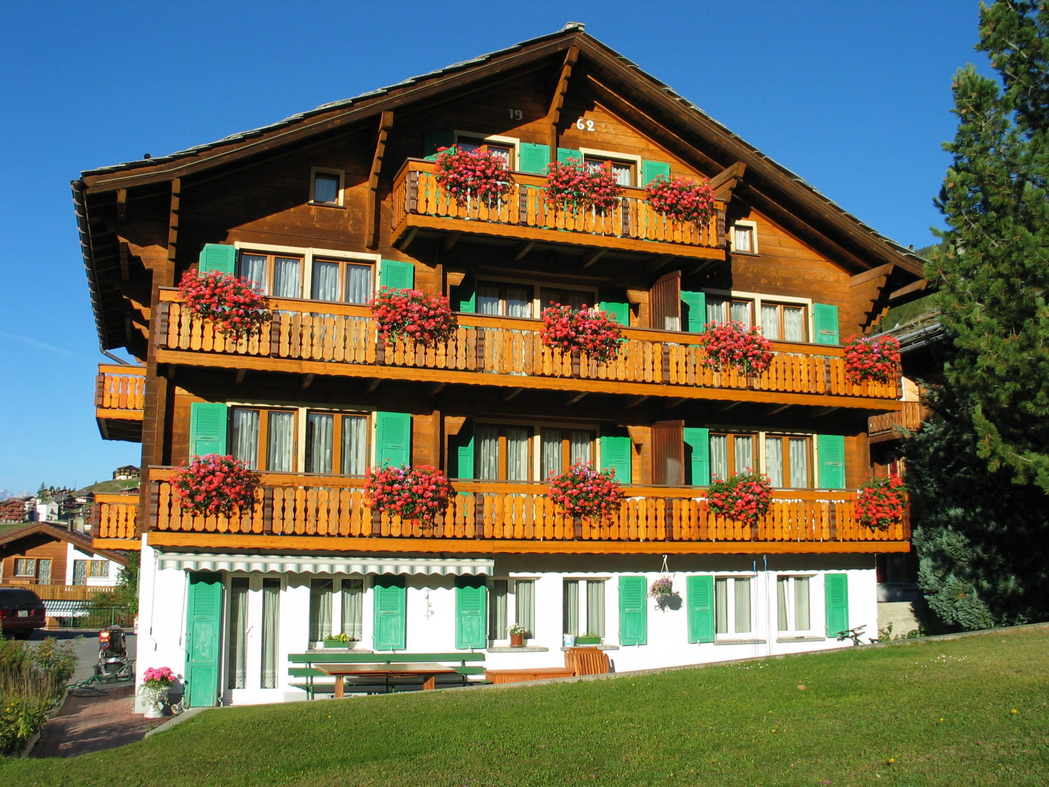 Photo of Bergtreu, (Grächen),