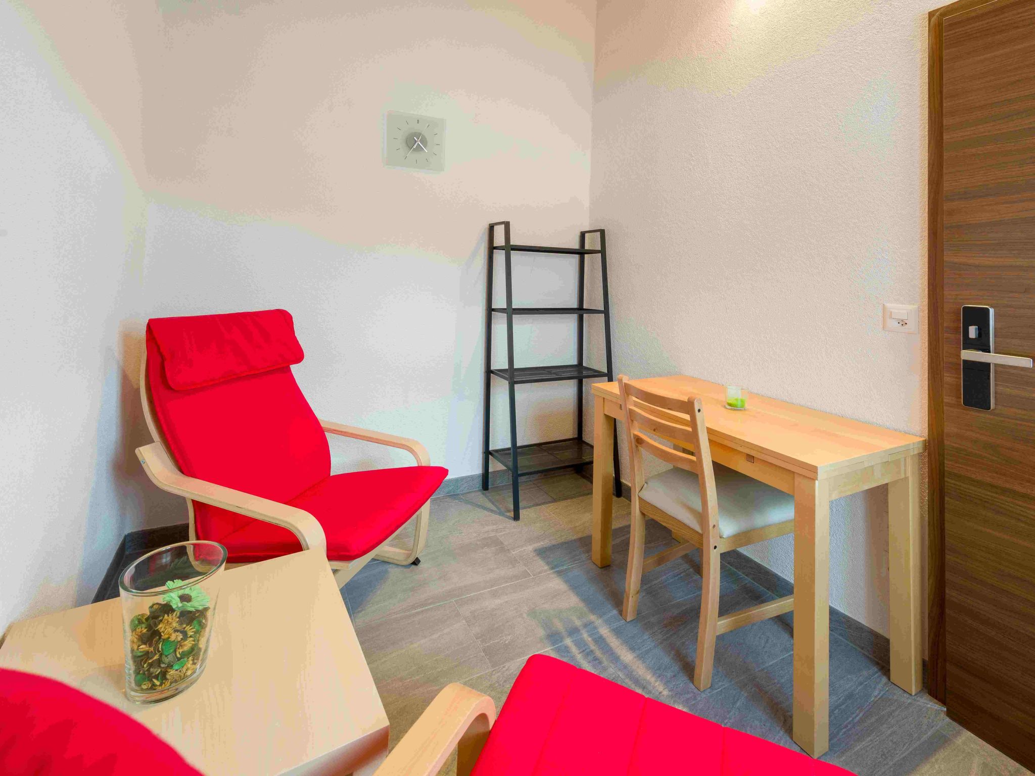 Photo of Lunic, AZapartments.ch, B&B, (Grächen), 1057
