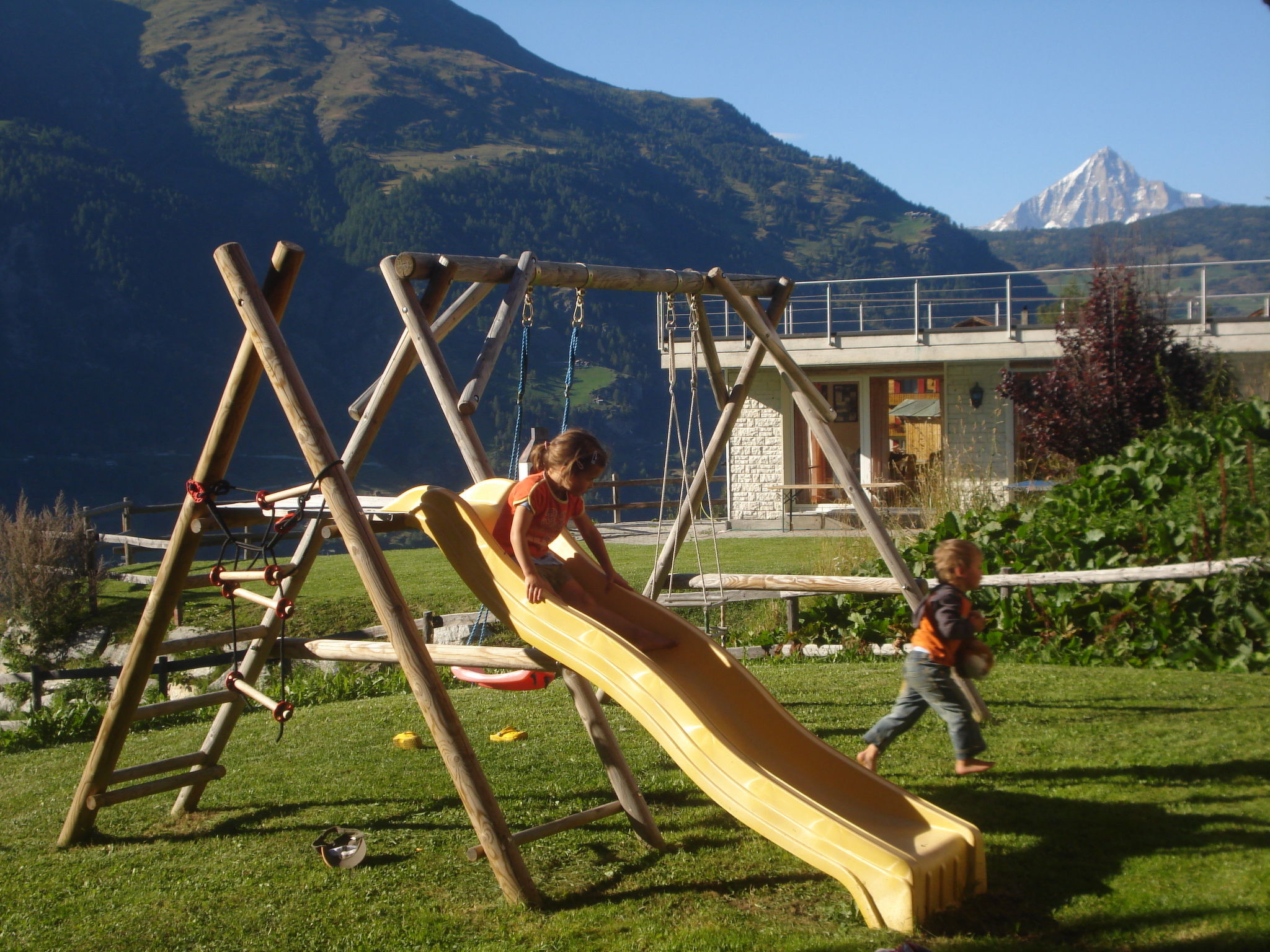Photo of Chalet Petunia, (Grächen), 1116