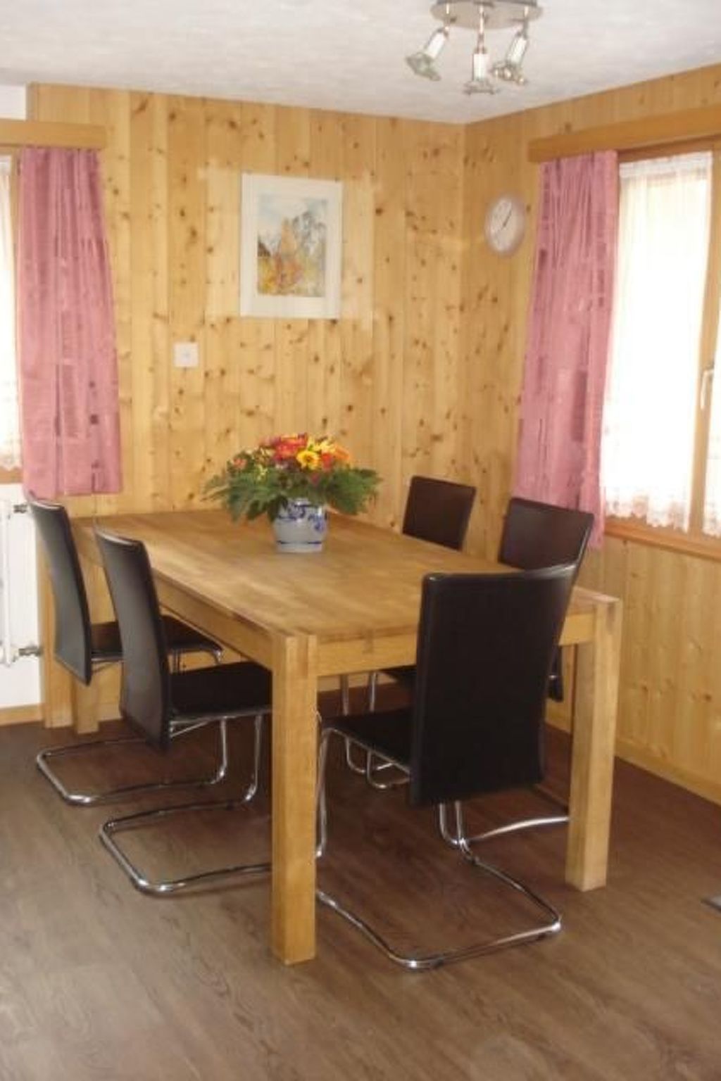 Chalet Petunia, (Grächen), 1116