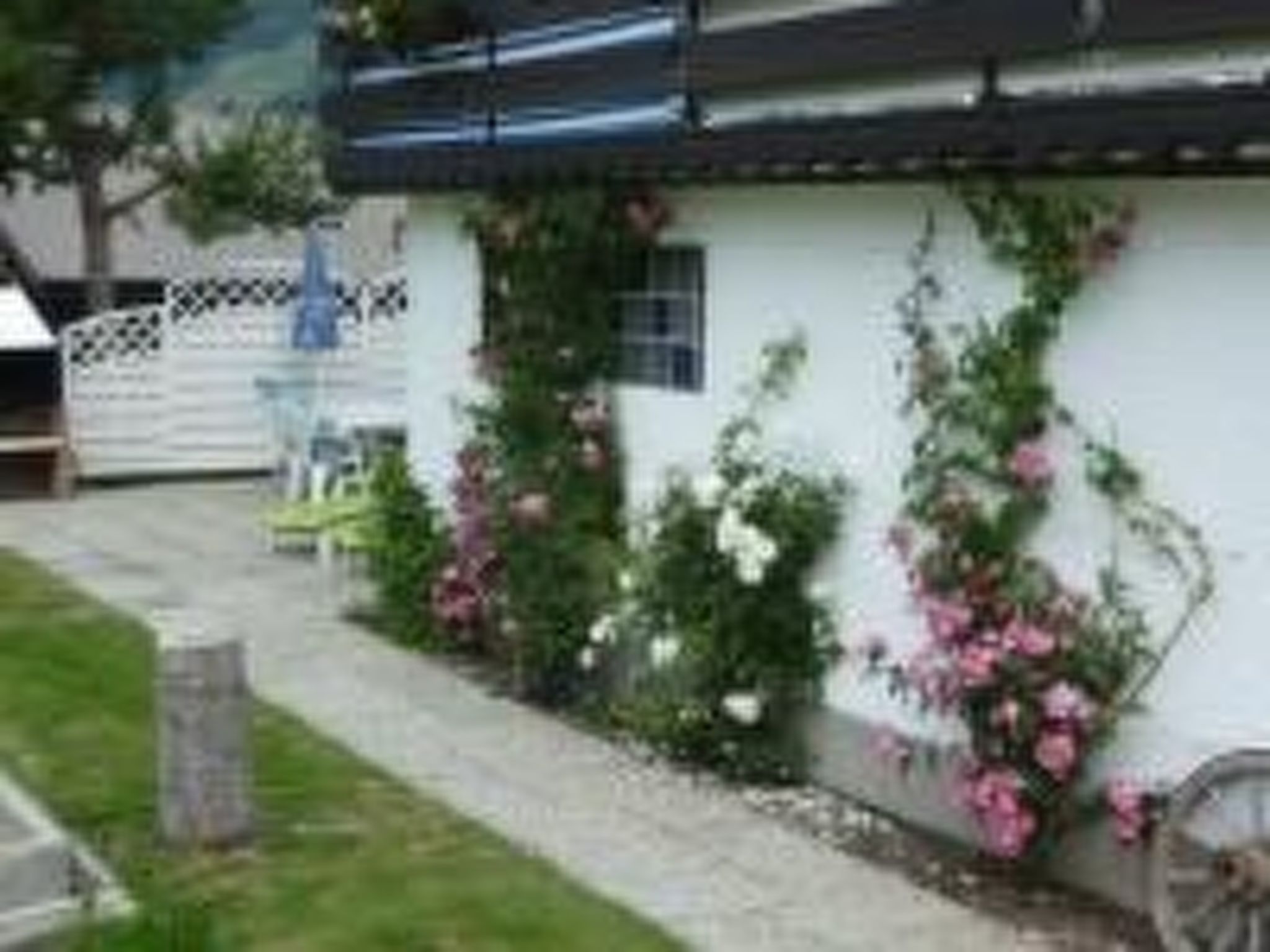 Appartement Edelweiss, (Grächen), 5051 – Extérieur de la maison, photo 7 sur 14