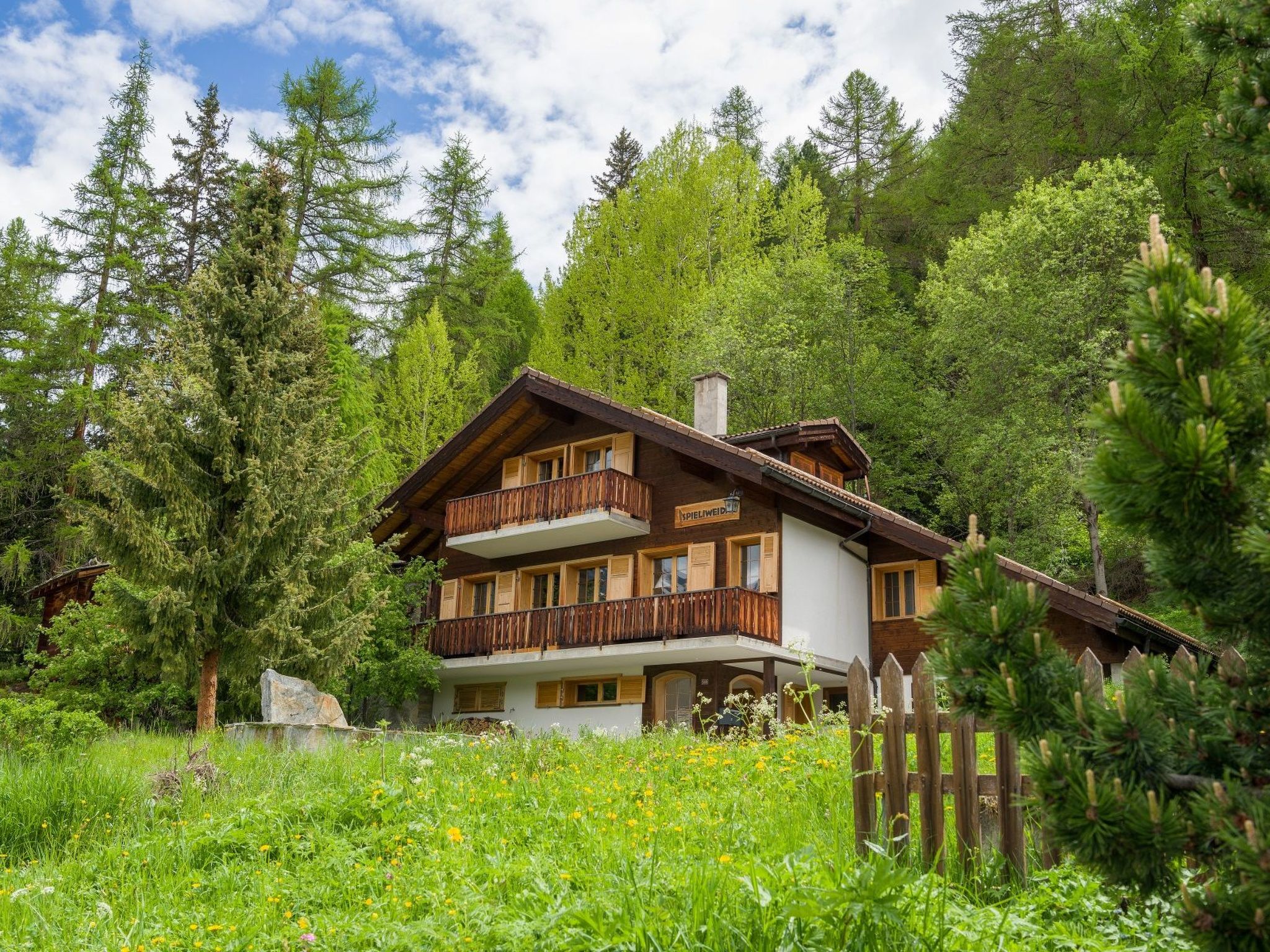 Chalet Spieliweida, (Grächen), 1129