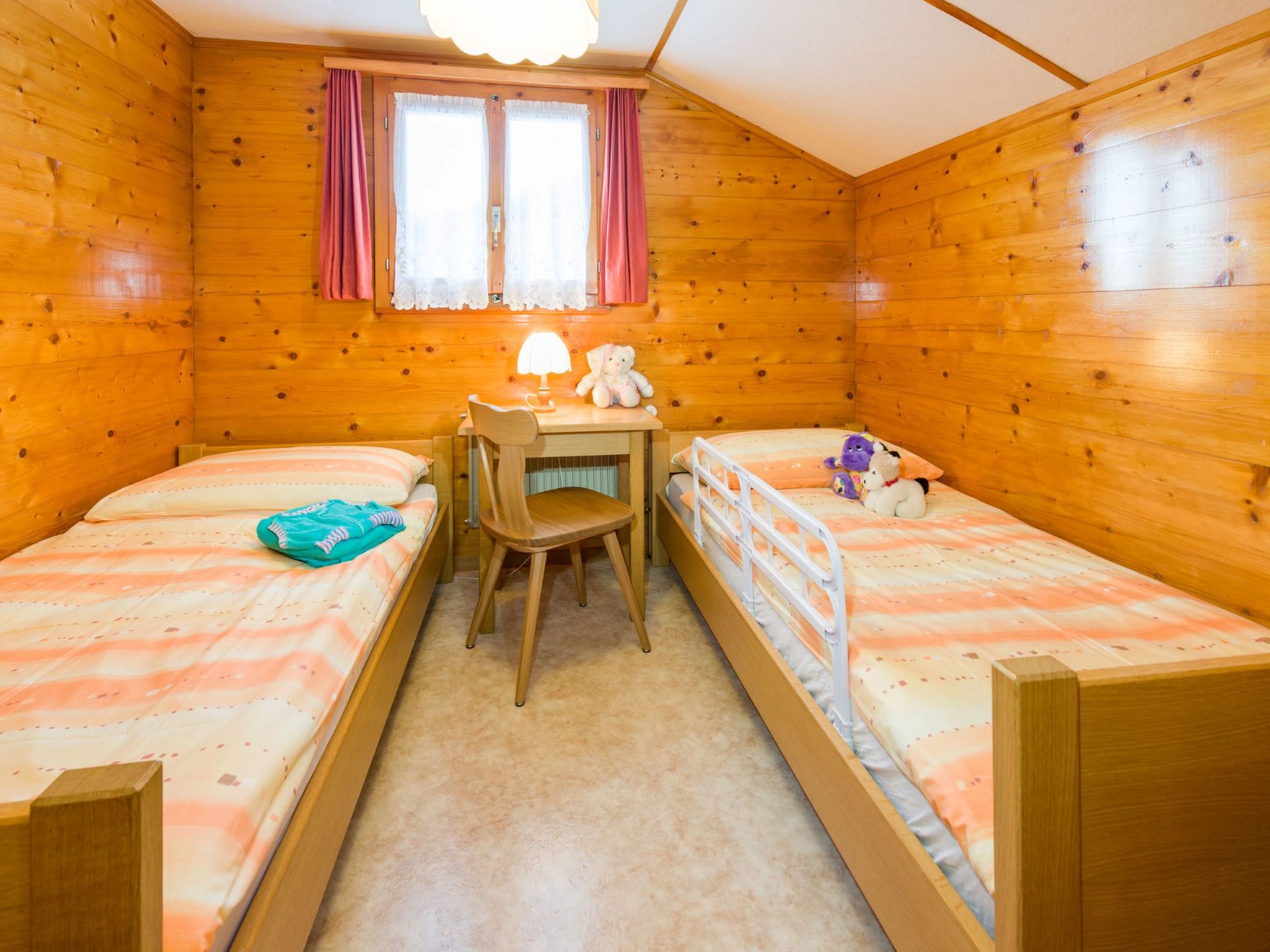 Chalet Ferienwohnungen Schwalbennest Moos Grächen, (Grächen), - Binnen
