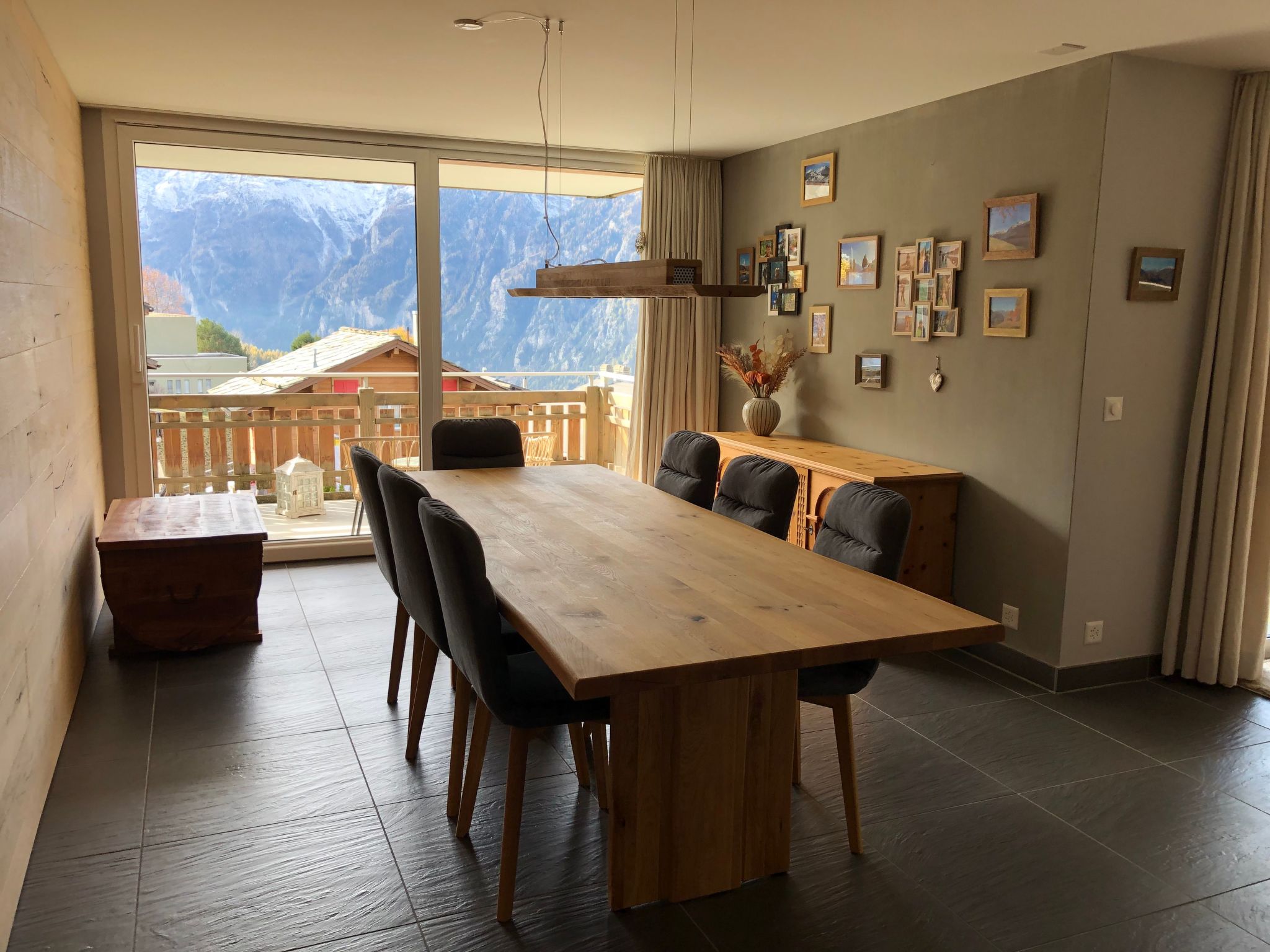 Morion, Haus Alana, (Grächen),