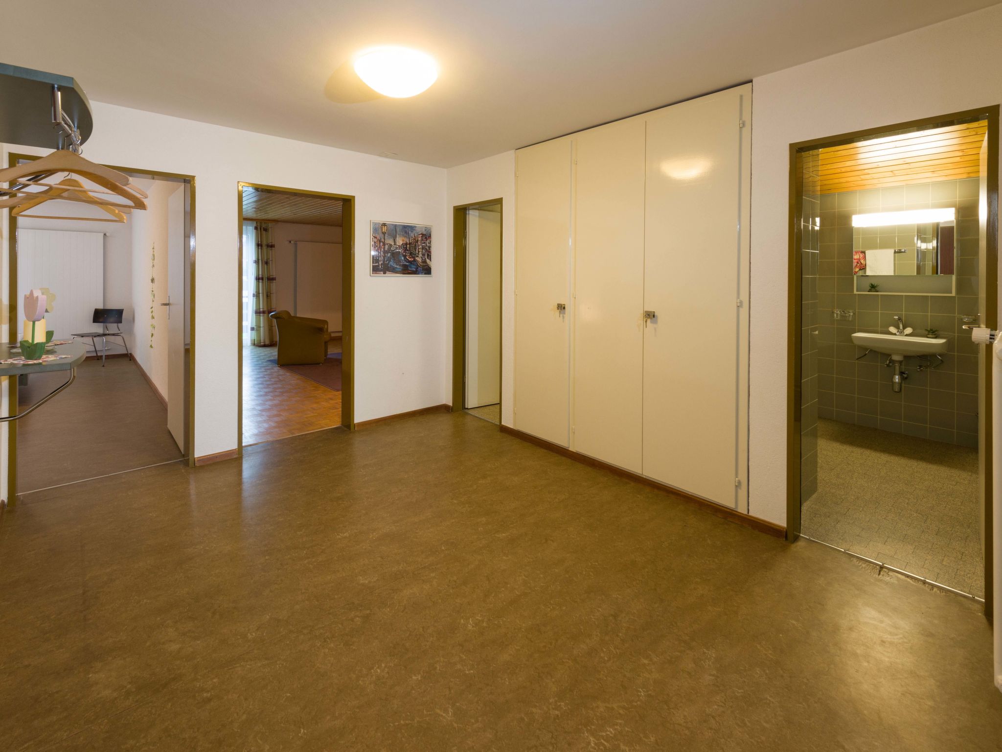 Photo of Postgebäude, (Grächen). 5-Bettwohnung (Post 21)