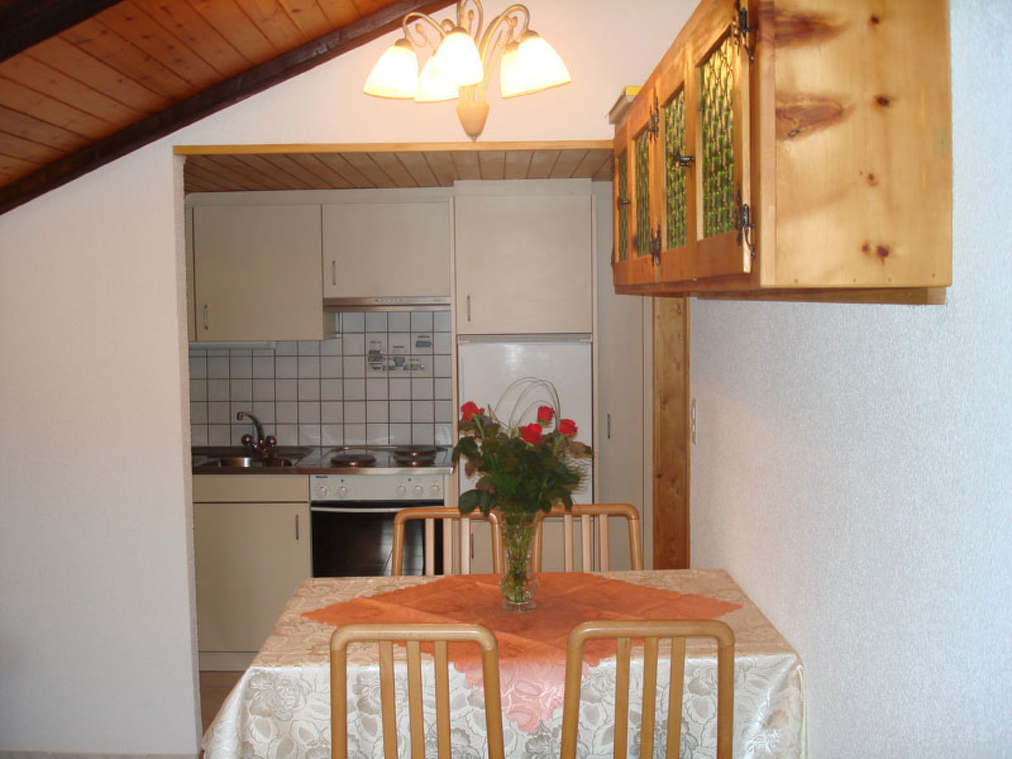 Zur Heimat, (Grächen), - Drinnen