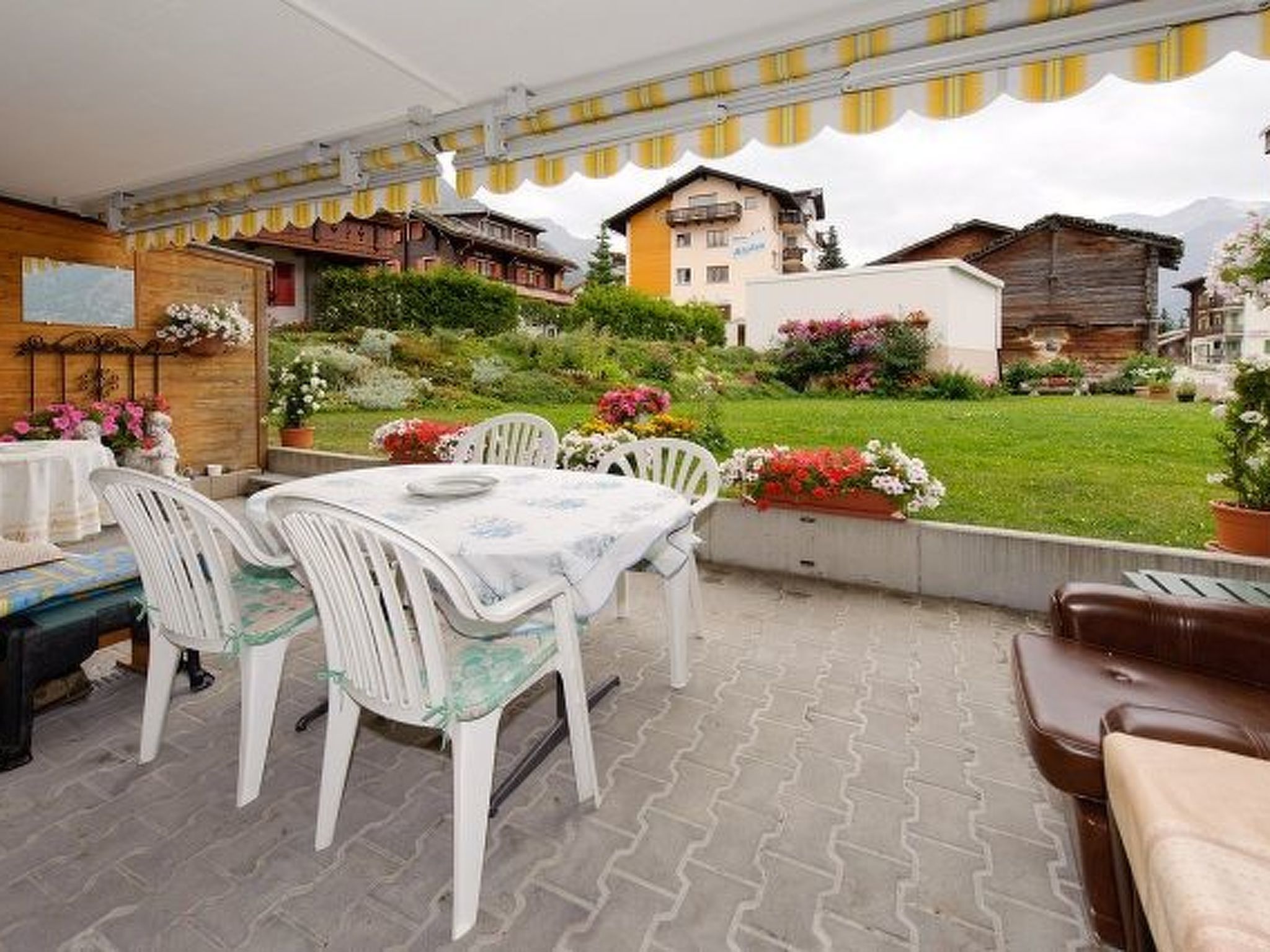 Sierra Vista Wohnung Nr. 17, (Grächen), 2010 - Outside