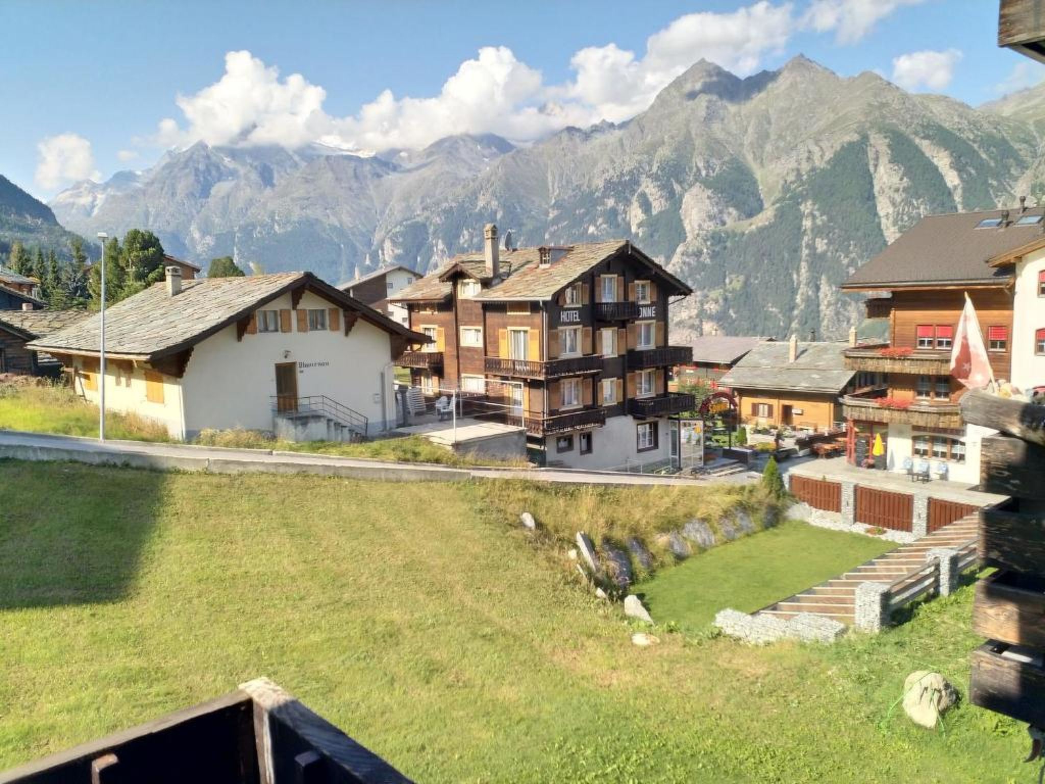 Ferienwohnunung Nr.22,Haus Azurit, (Grächen), 1201 - Draußen