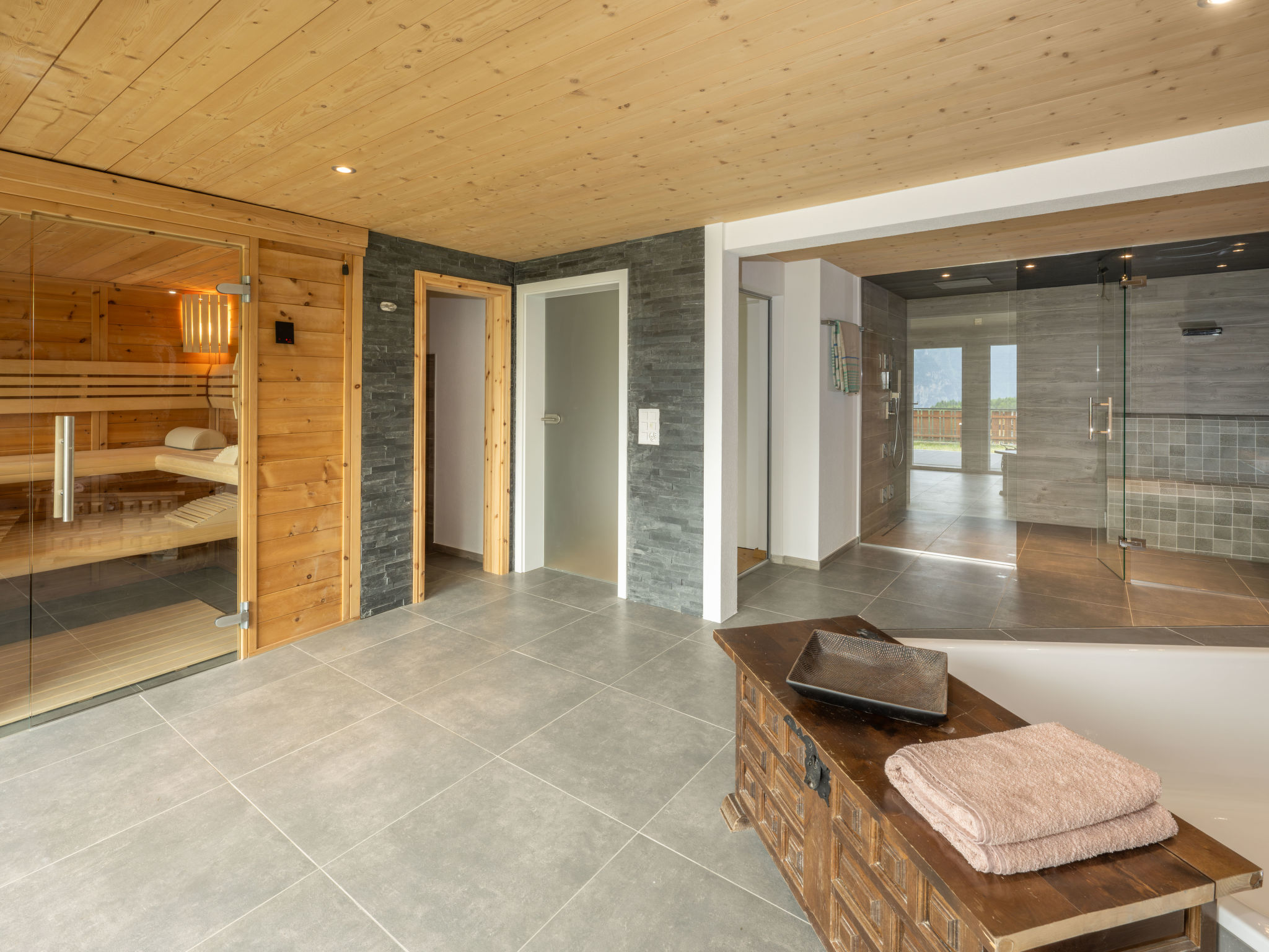 LODGE MONTE ROSA, (Grächen), - Inside