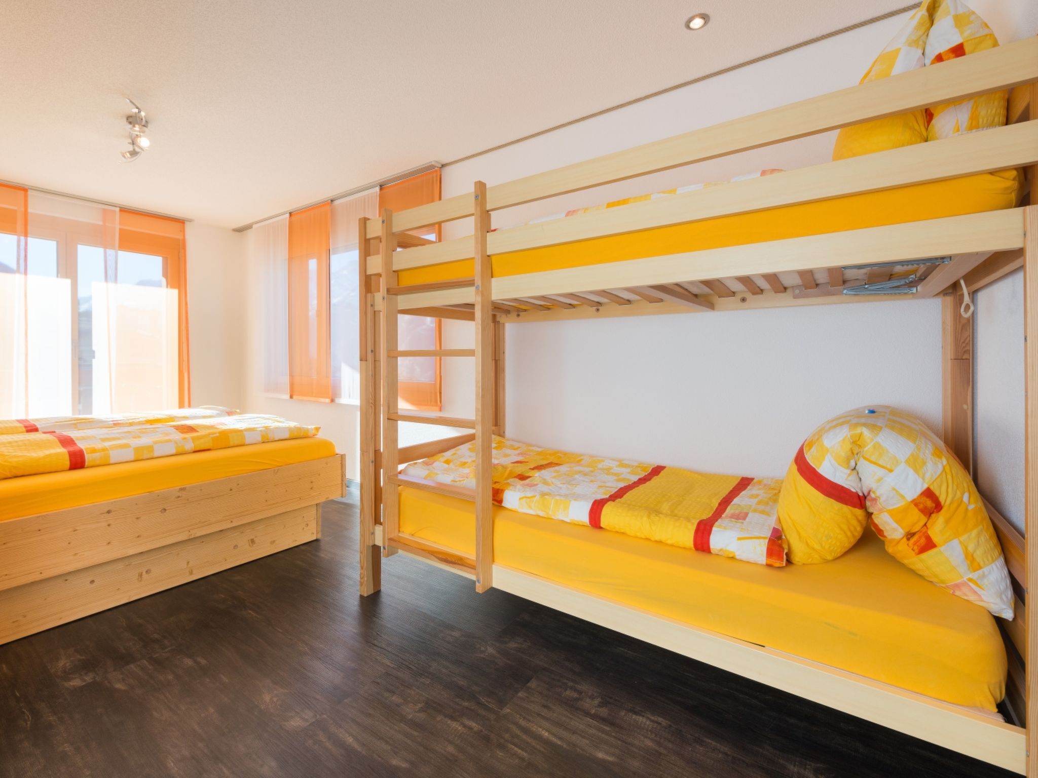Clarino, AZapartments.ch, B&B, (Grächen), 1285 - Draußen