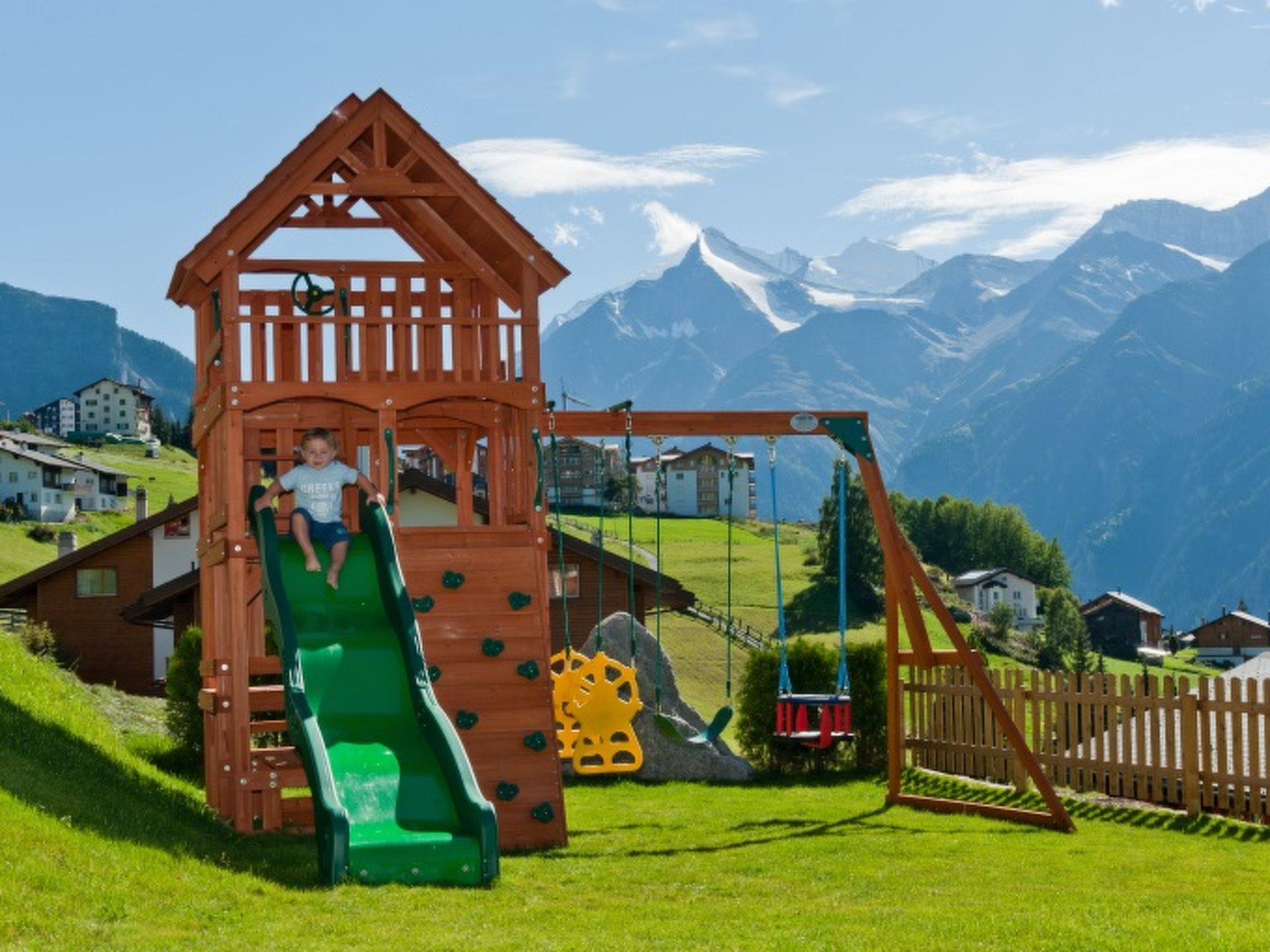 Photo of Clarino, AZapartments.ch, B&B, (Grächen), 1285