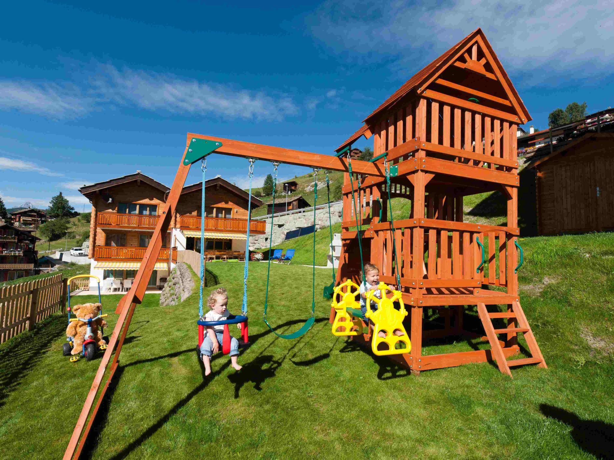 Ferienwohnungen Clarino, AZapartments.ch, B&B, (Grächen), 1285 - Buiten