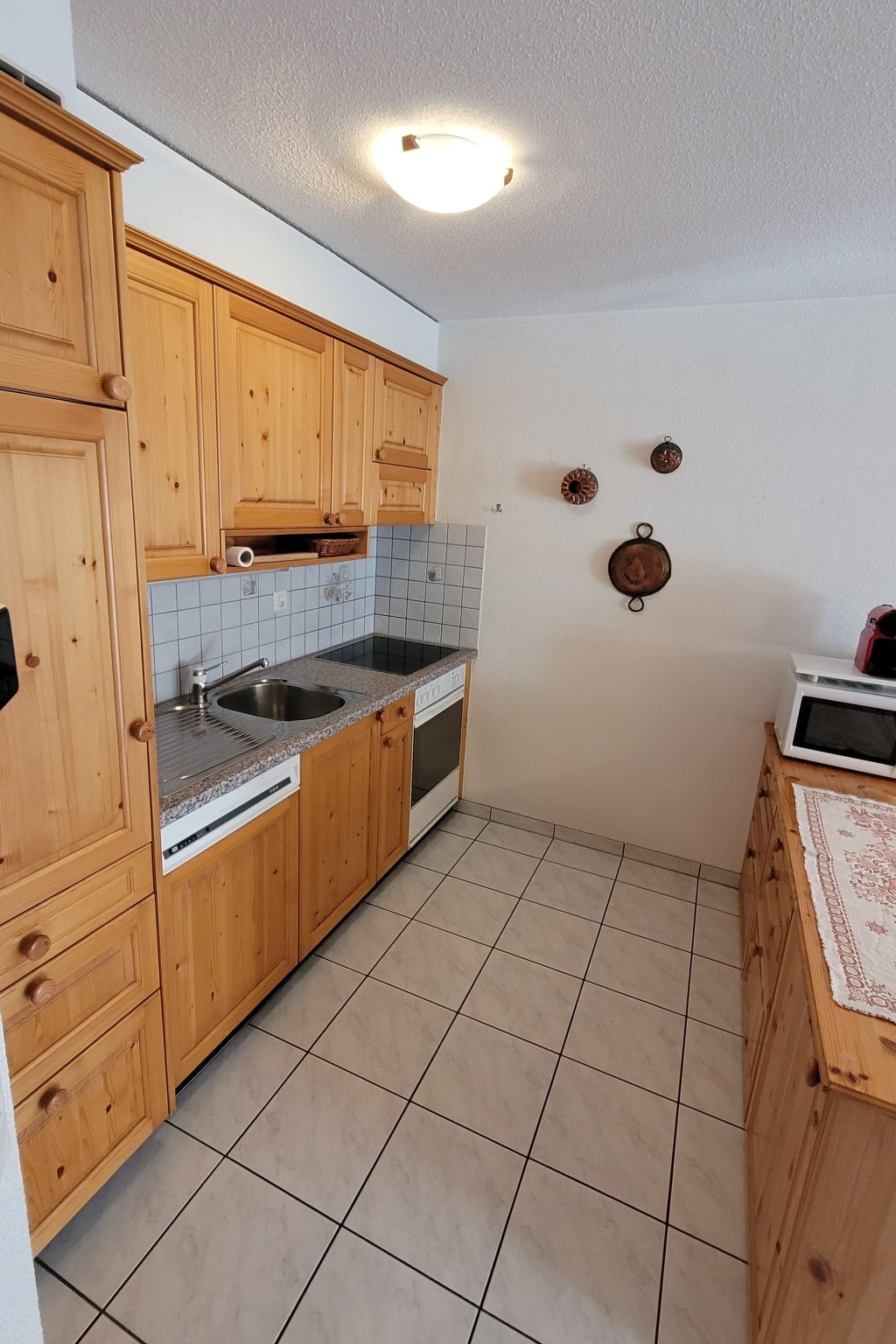 Metropol B19, (Grächen), 1079 - Inside