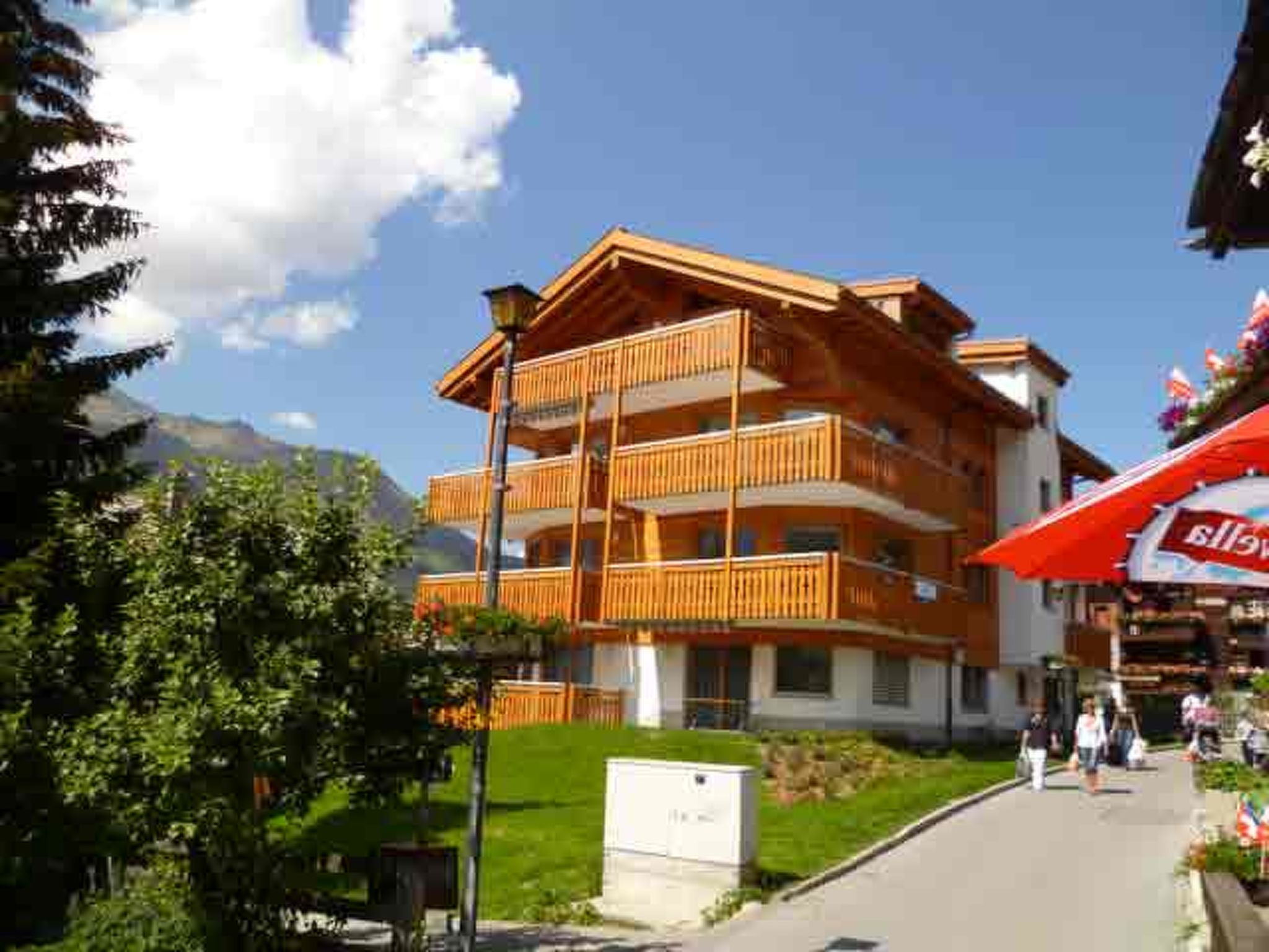 Photo of AsterB, (Grächen),