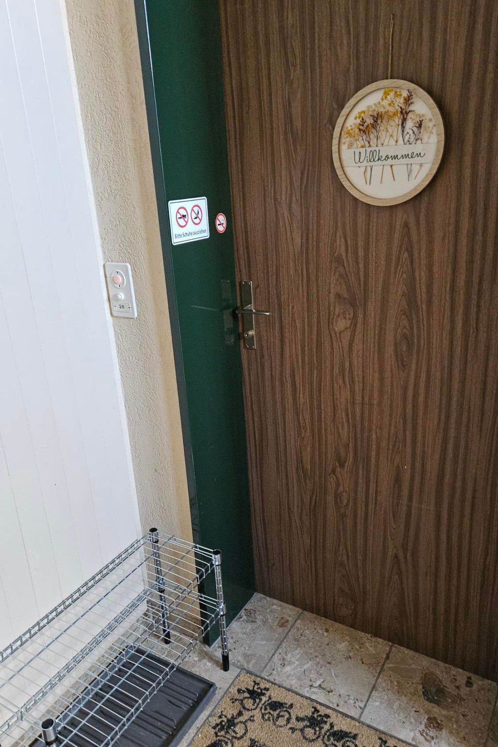 Neu renovierte Ferienwohnung im Haus Opal, (Grächen), 1603 - Draußen