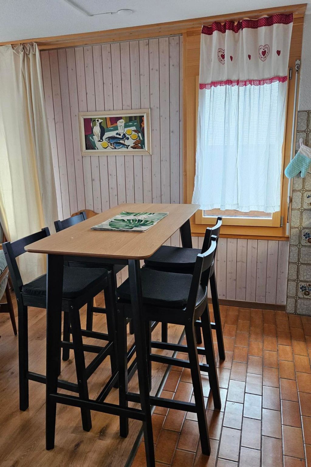 Photo of Neu renovierte Ferienwohnung im Haus Opal, (Grächen), 1603