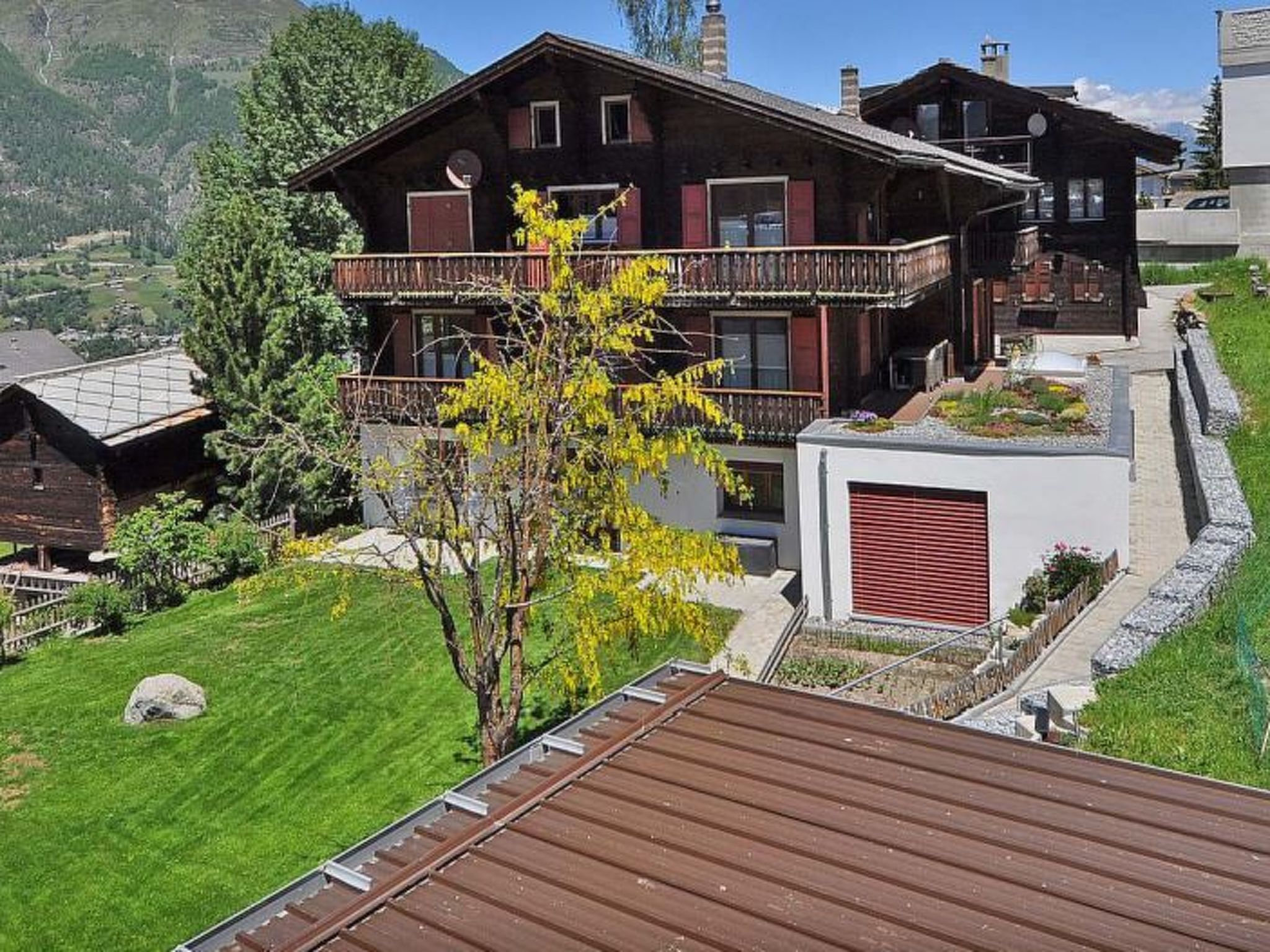 Photo of Chalet Holiday Ferienwohnung Glück, (Grächen),