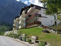 Appartement mit Bergblick und Dorf