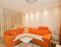 Haus Cristal: Gezellig appartement in hartje Leukerbad met open haard - thumbnail 3
