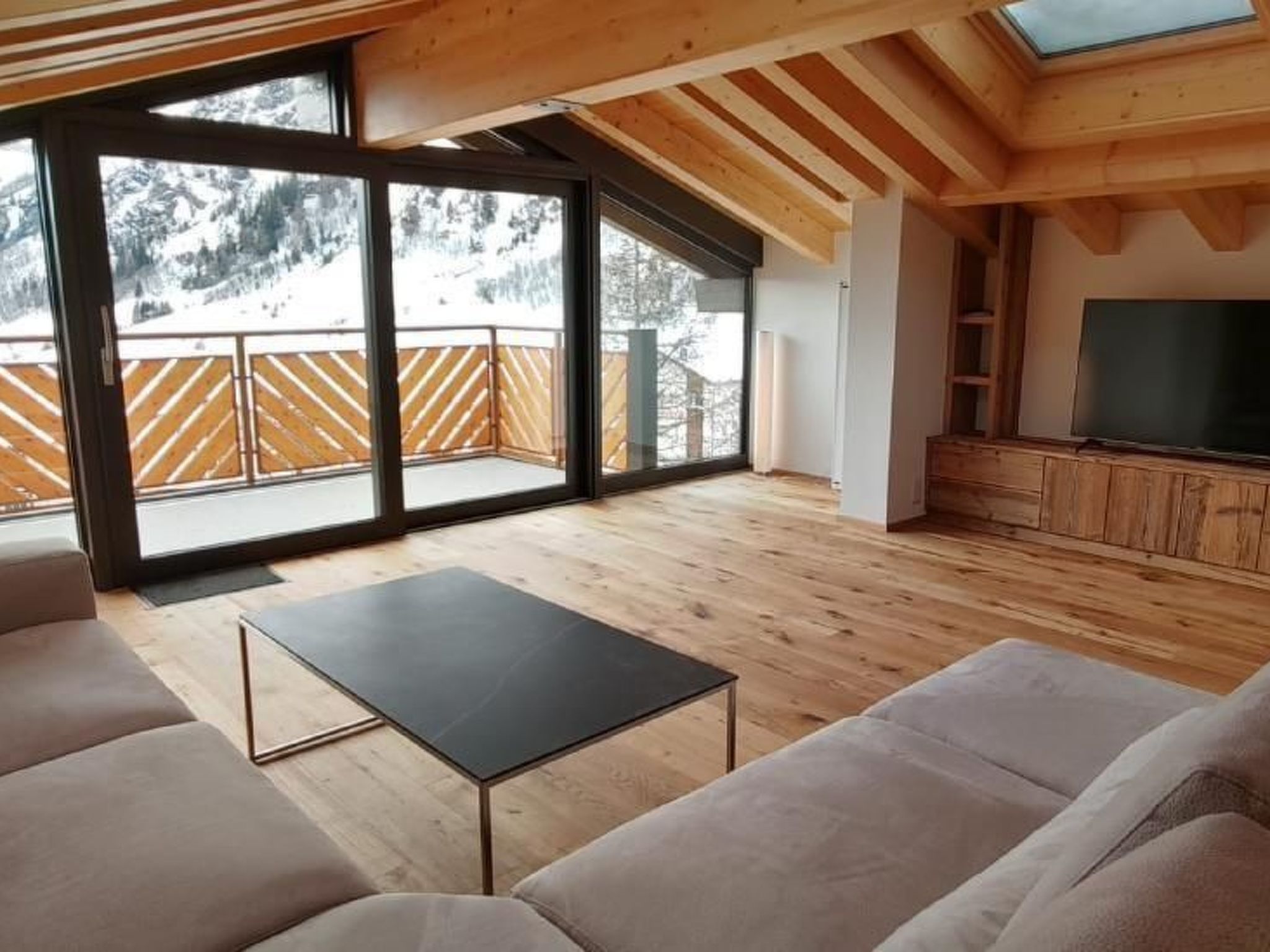 Diana 9 Attika Accommodation in Leukerbad