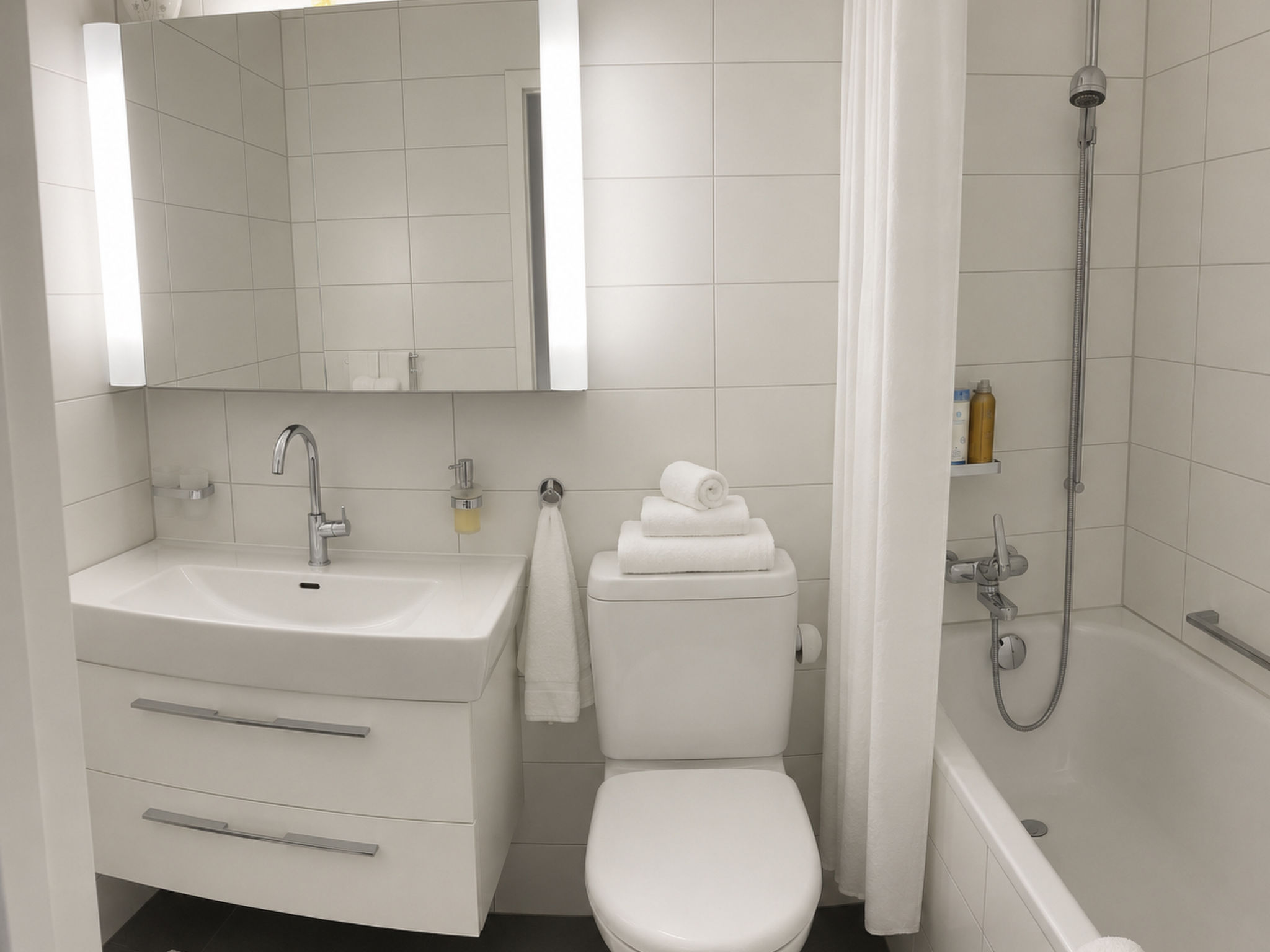 Photo of Majesta Leukerbad # 2-bed apartment, Bad, WC