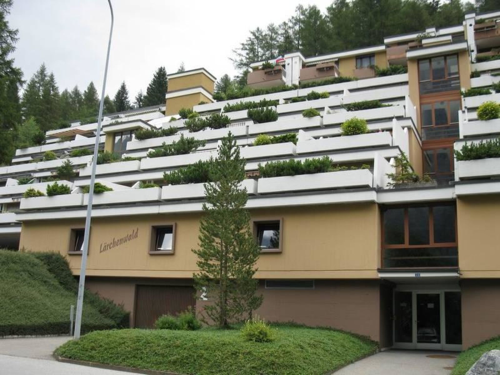 Photo of 5-bed apartment, Bad, WC