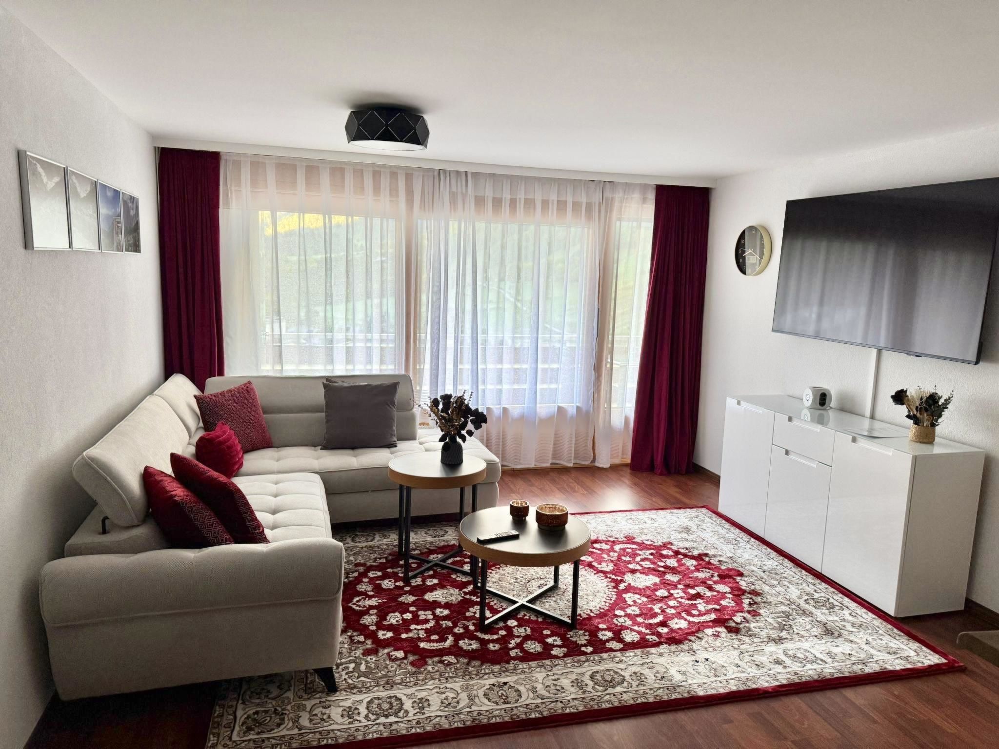 Domino 42 # 4-bed apartment, Dusche, WC 4-bed apartment, Dusche, WC