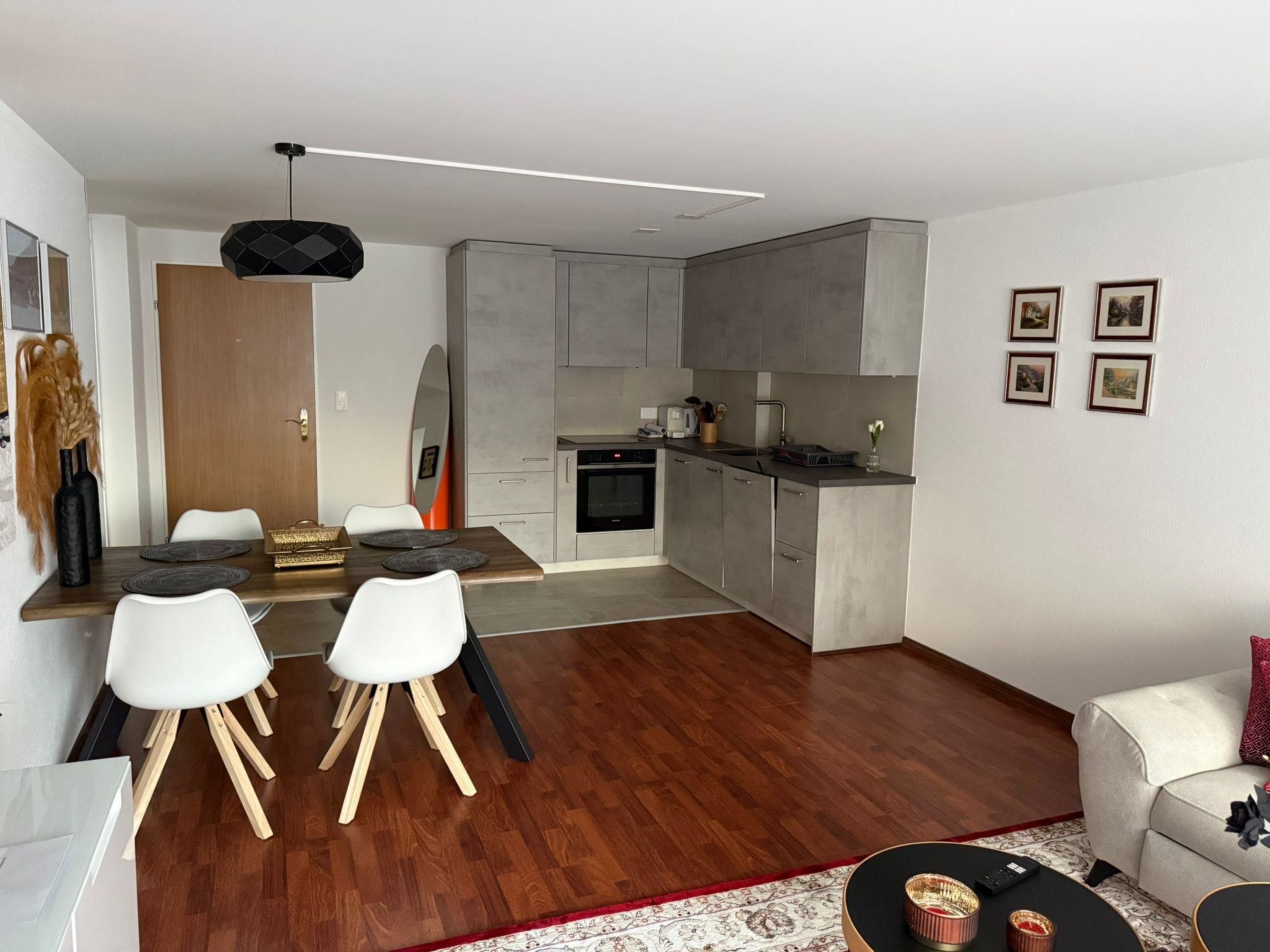 Domino 42 # 4-bed apartment, Dusche, WC 4-bed apartment, Dusche, WC