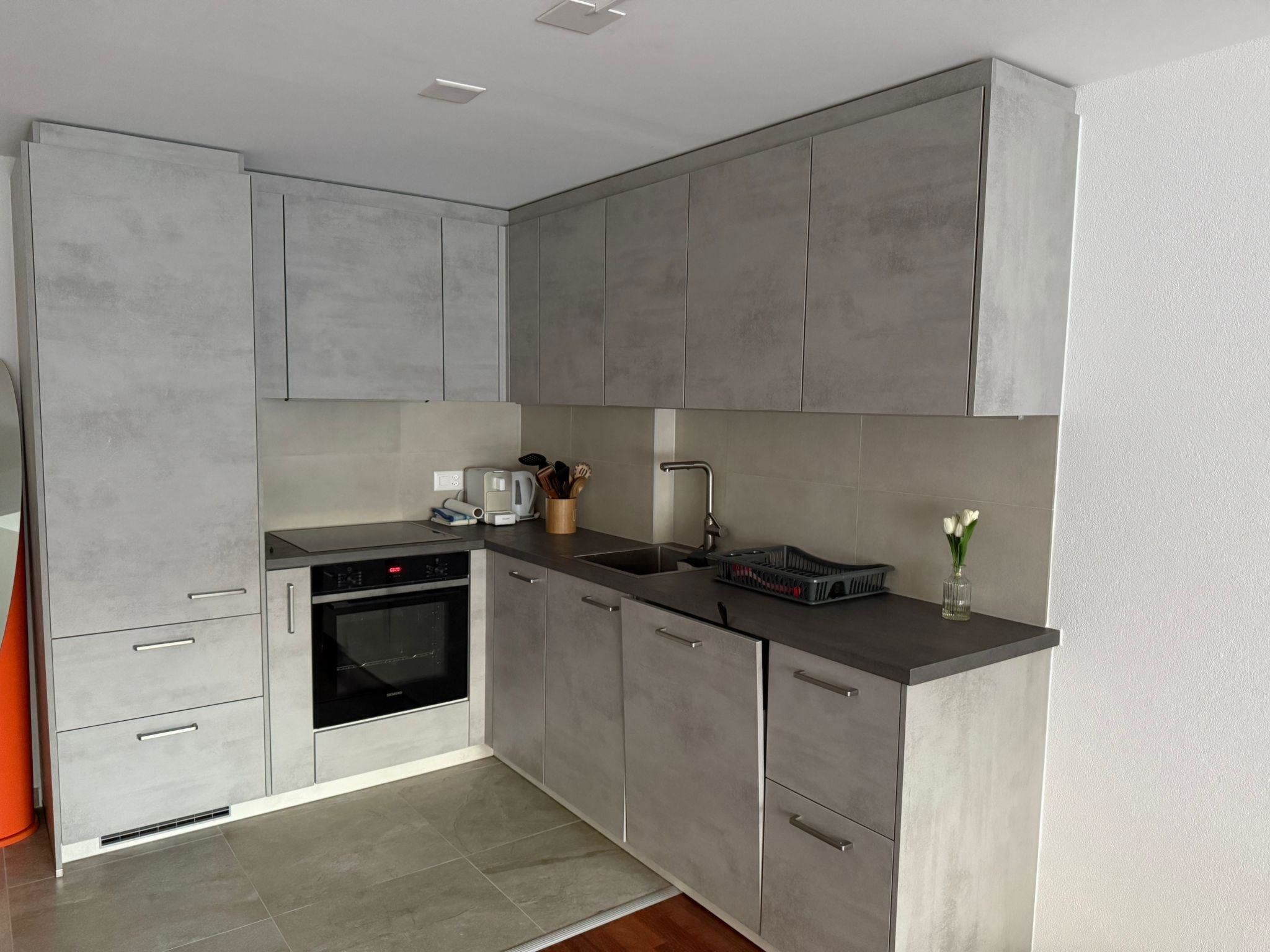 Domino 42 # 4-bed apartment, Dusche, WC 4-bed apartment, Dusche, WC - Dedans