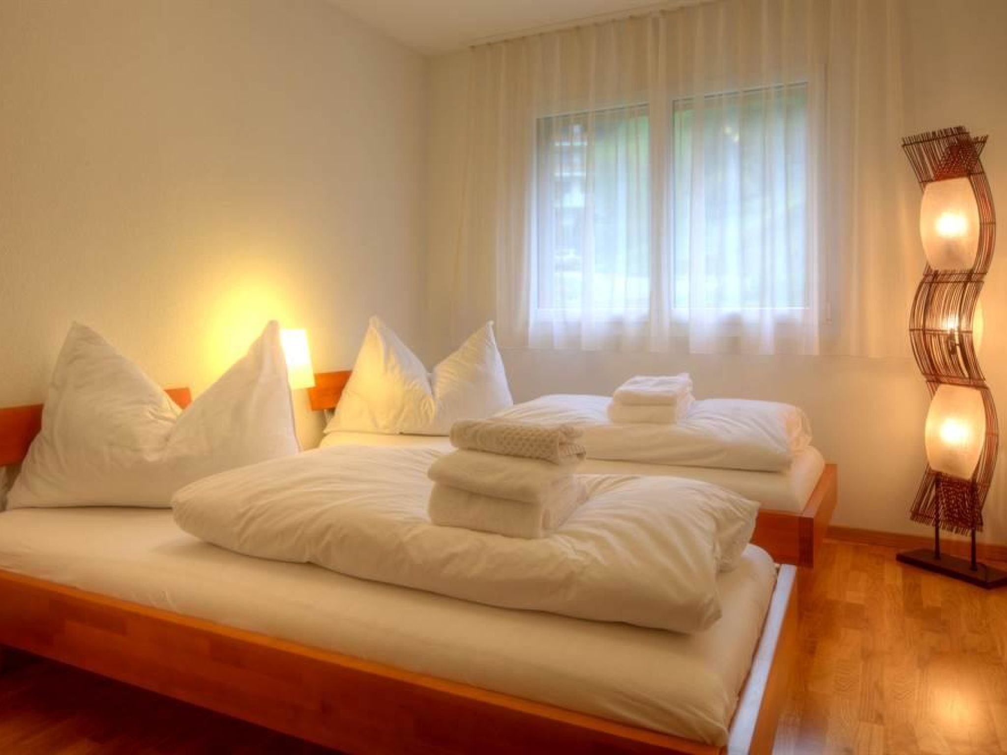 Photo of Residenz Iris Leukerbad # 4-bed apartment, Dusche und Bad, WC