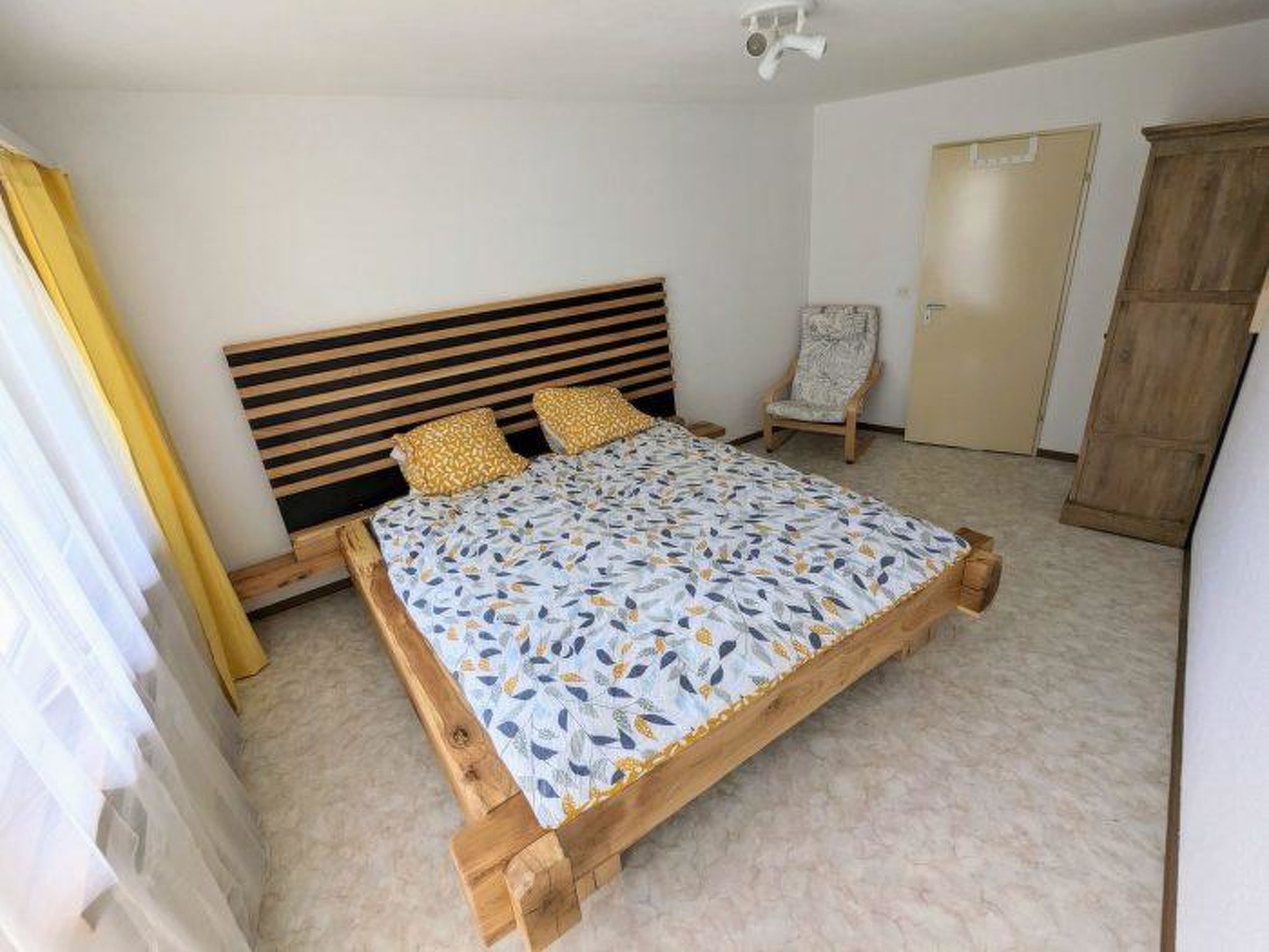 Petit Trianon 103 # 8-bed apartment, Bad, WC 8-bed apartment, Bad, WC - Image-tags.info