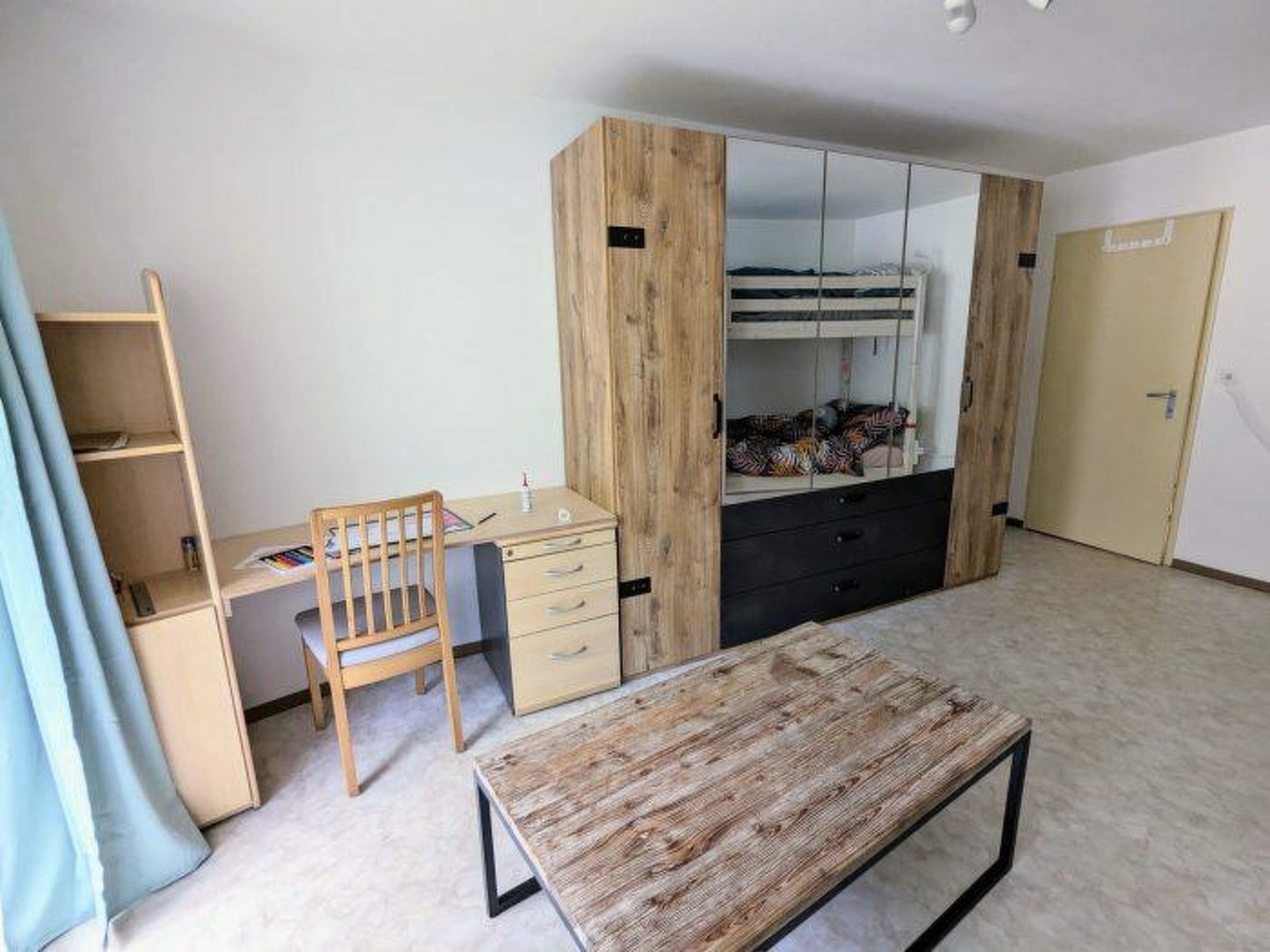 Petit Trianon 103 # 8-bed apartment, Bad, WC 8-bed apartment, Bad, WC - Image-tags.info