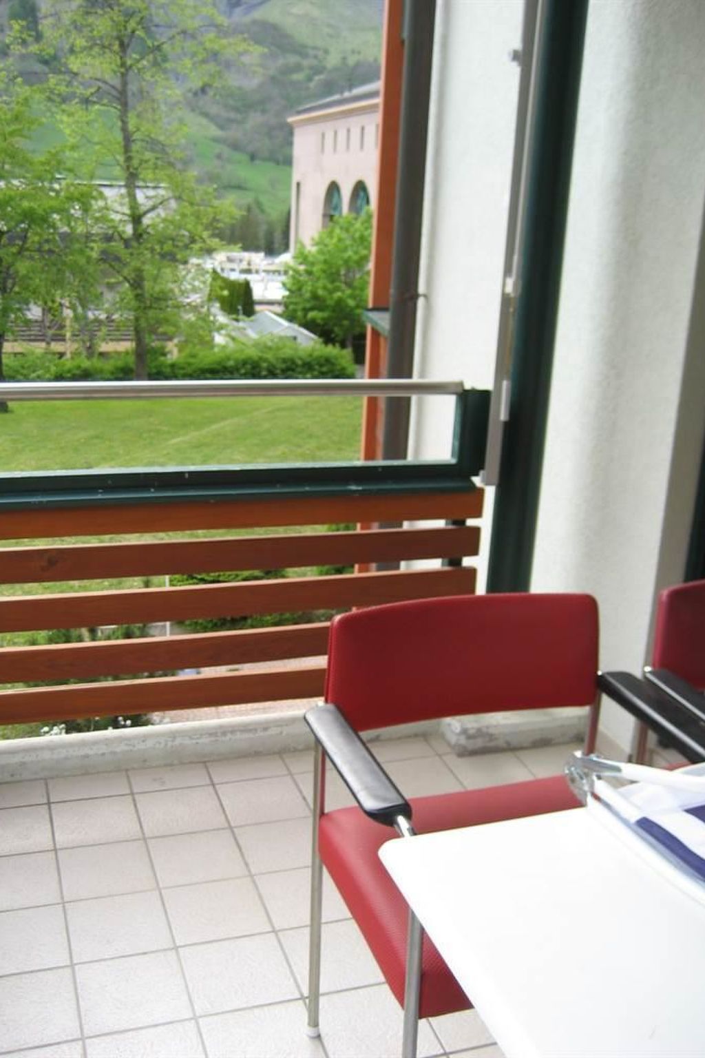 Photo of La Promenade 22 # 2-bed apartment, Dusche, WC 2-Bettwohnung, Dusche, WC