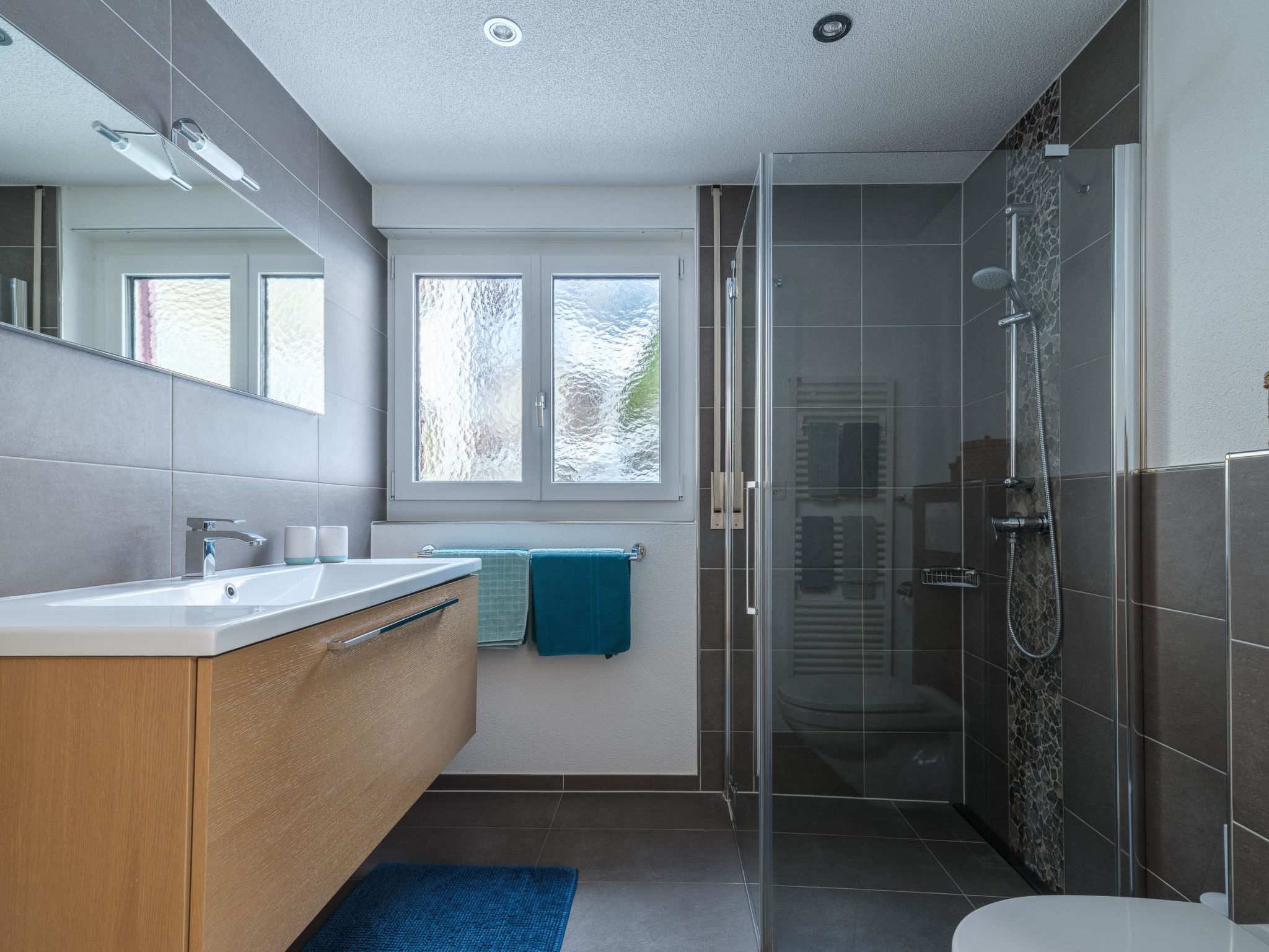 Photo of Alpen Leukerbad # 4-bed apartment, Dusche, WC