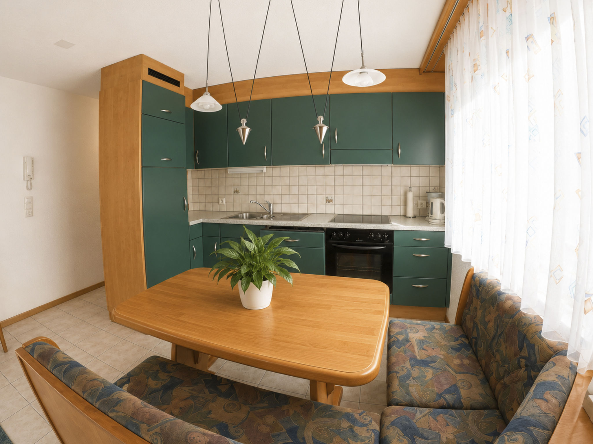 Residenz Darianne Leukerbad # 4-bed apartment, Dusche und Bad, WC - Image-tags.info