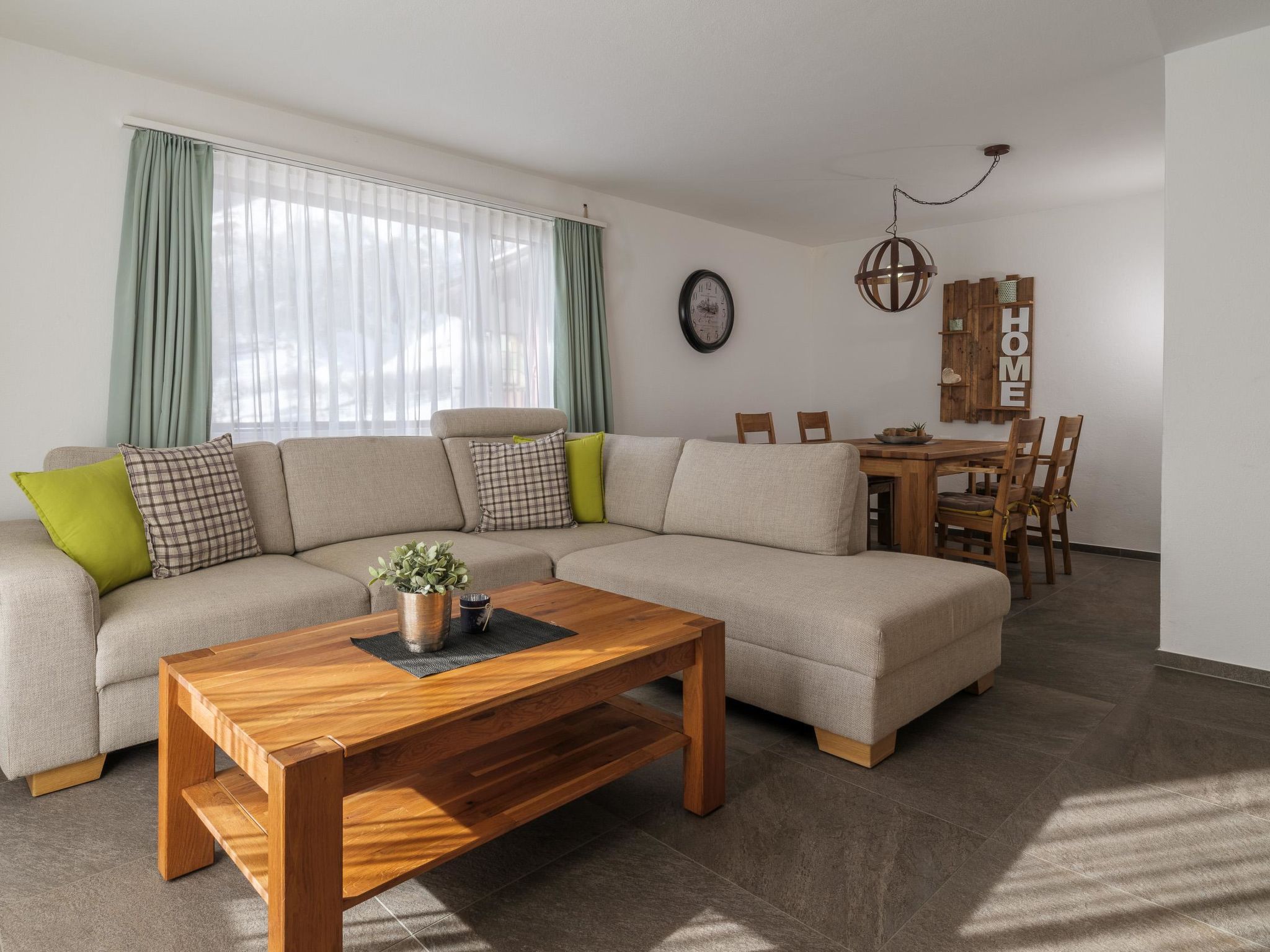 Alpen Leukerbad # 4-bed apartment, Dusche, WC
