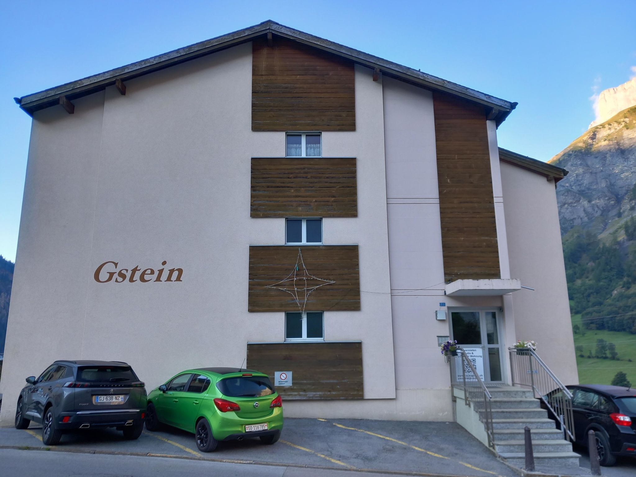 Photo of Gstein E3 # 4-bed apartment, Bad, WC