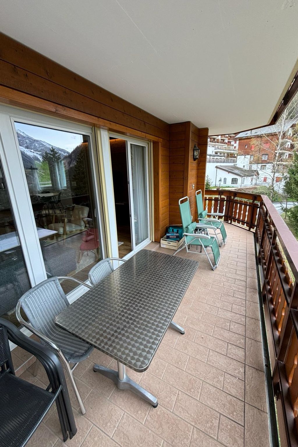 Edelweiss D 13 # 6-bed apartment, Dusche, WC 6-bed apartment, Dusche, WC - Image-tags.info