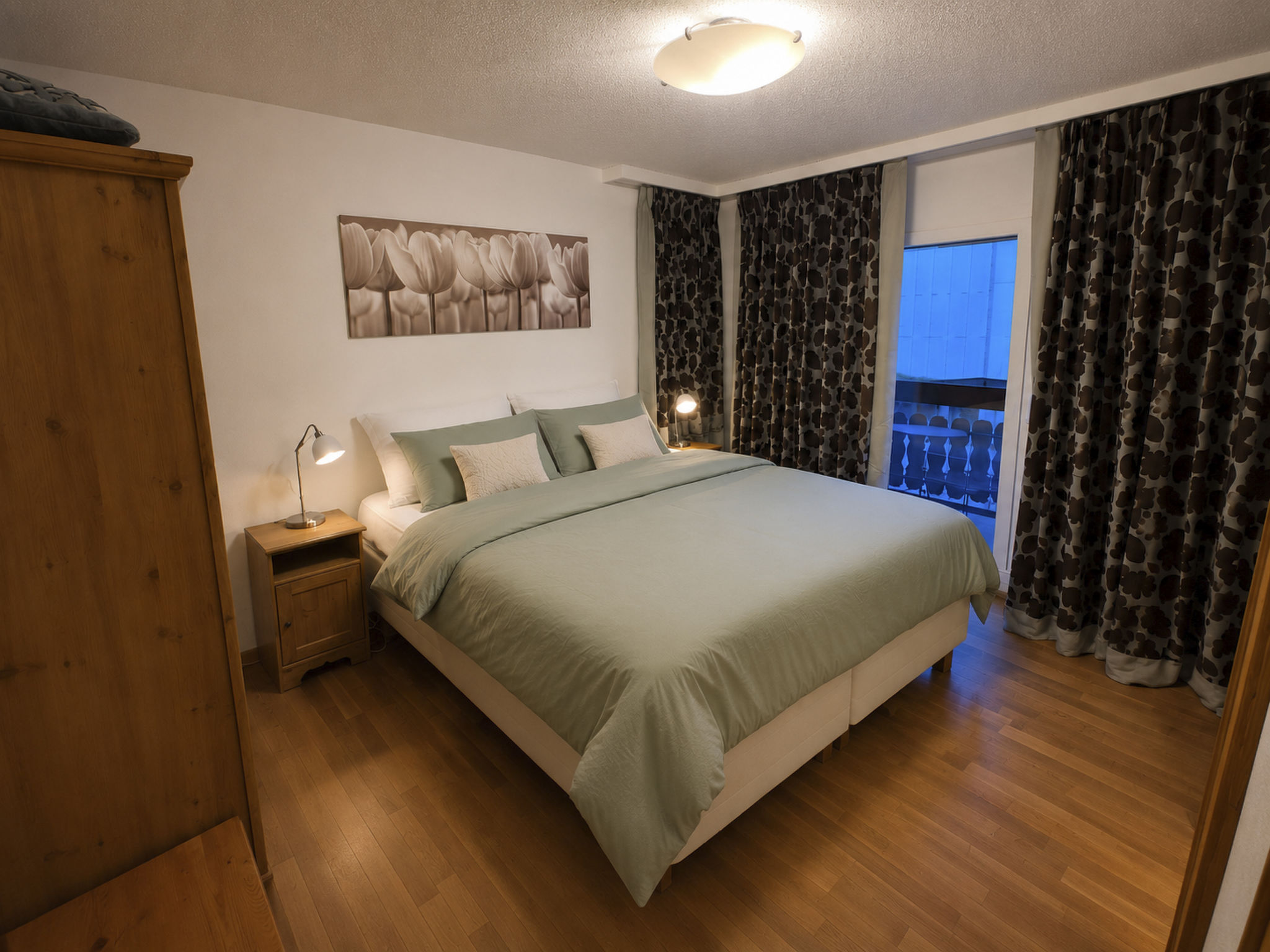 Ambassador B33 # 4-bed apartment, Dusche und Bad, WC - Binnen