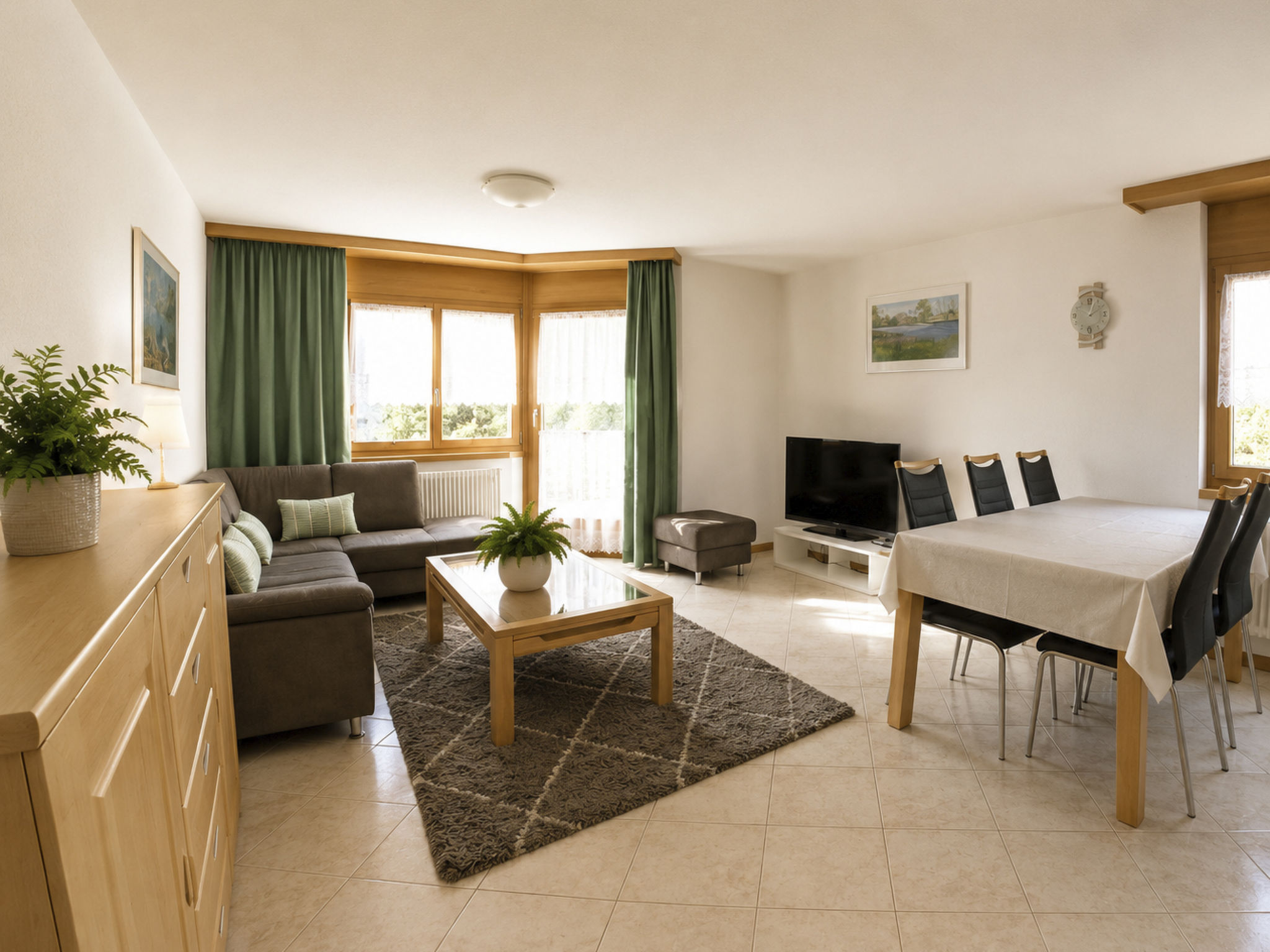 Residenz Darianne Leukerbad # 6-bed apartment, Dusche und Bad, WC