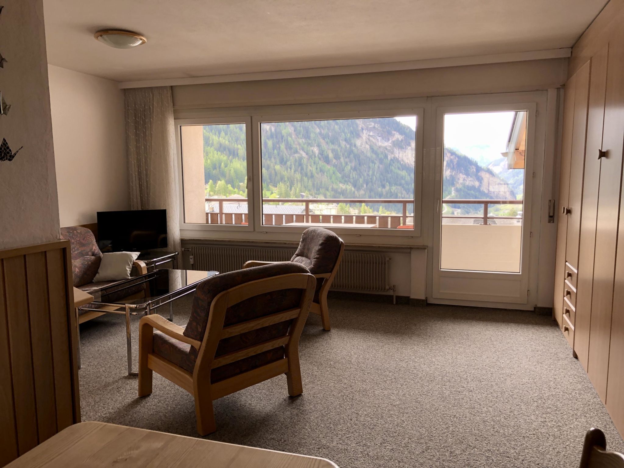 Gitzifurka 5 # 4-bed apartment, Dusche, WC 4-bed apartment, Dusche, WC