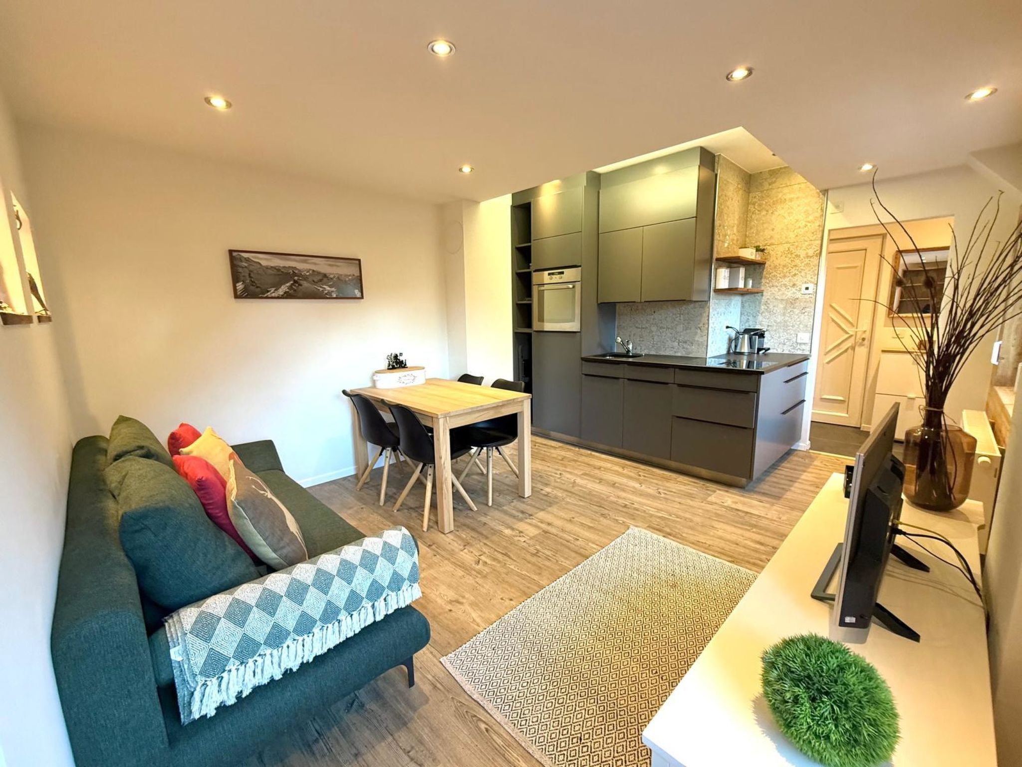 Photo of Chalet Lucia 1 (EG) # 3-bed apartment, Dusche, WC 3-bed apartment, Dusche, WC
