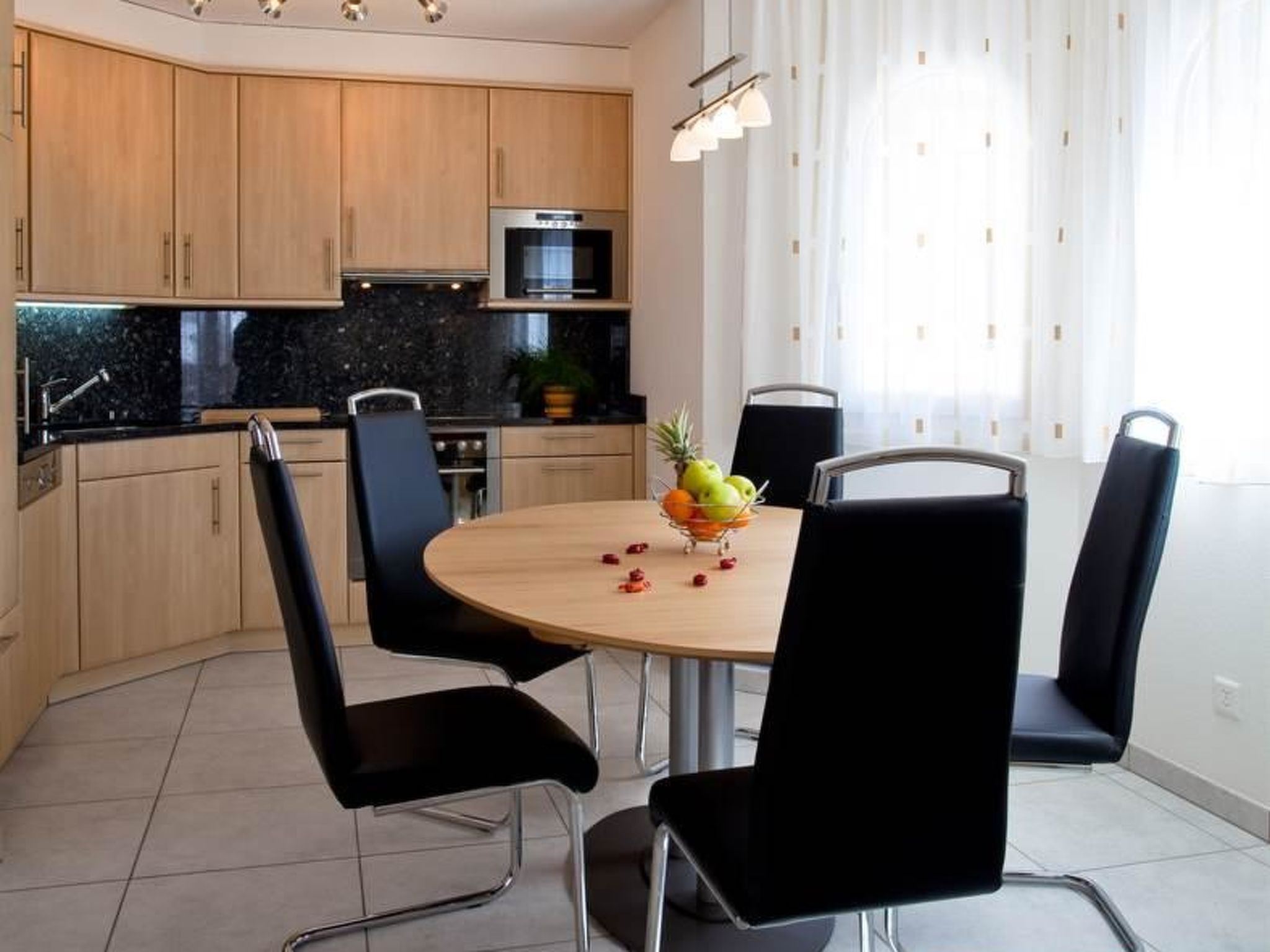 Photo of Residenz Iris Leukerbad # 5-bed apartment, Dusche, WC