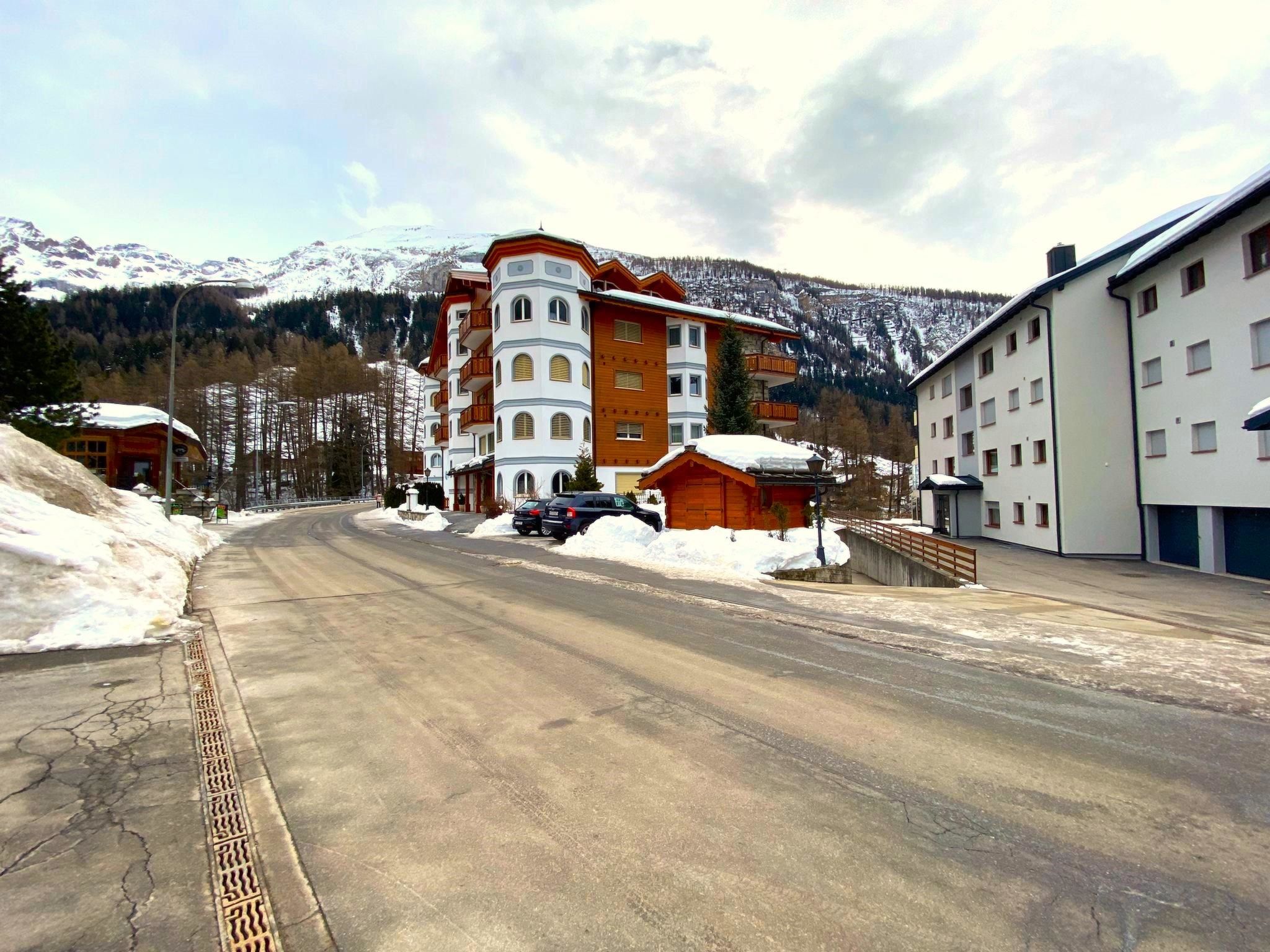 Photo of 4-bed apartment, Dusche, WC