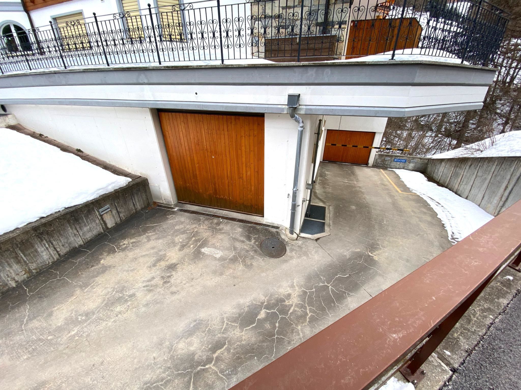 Photo of 4-bed apartment, Dusche, WC
